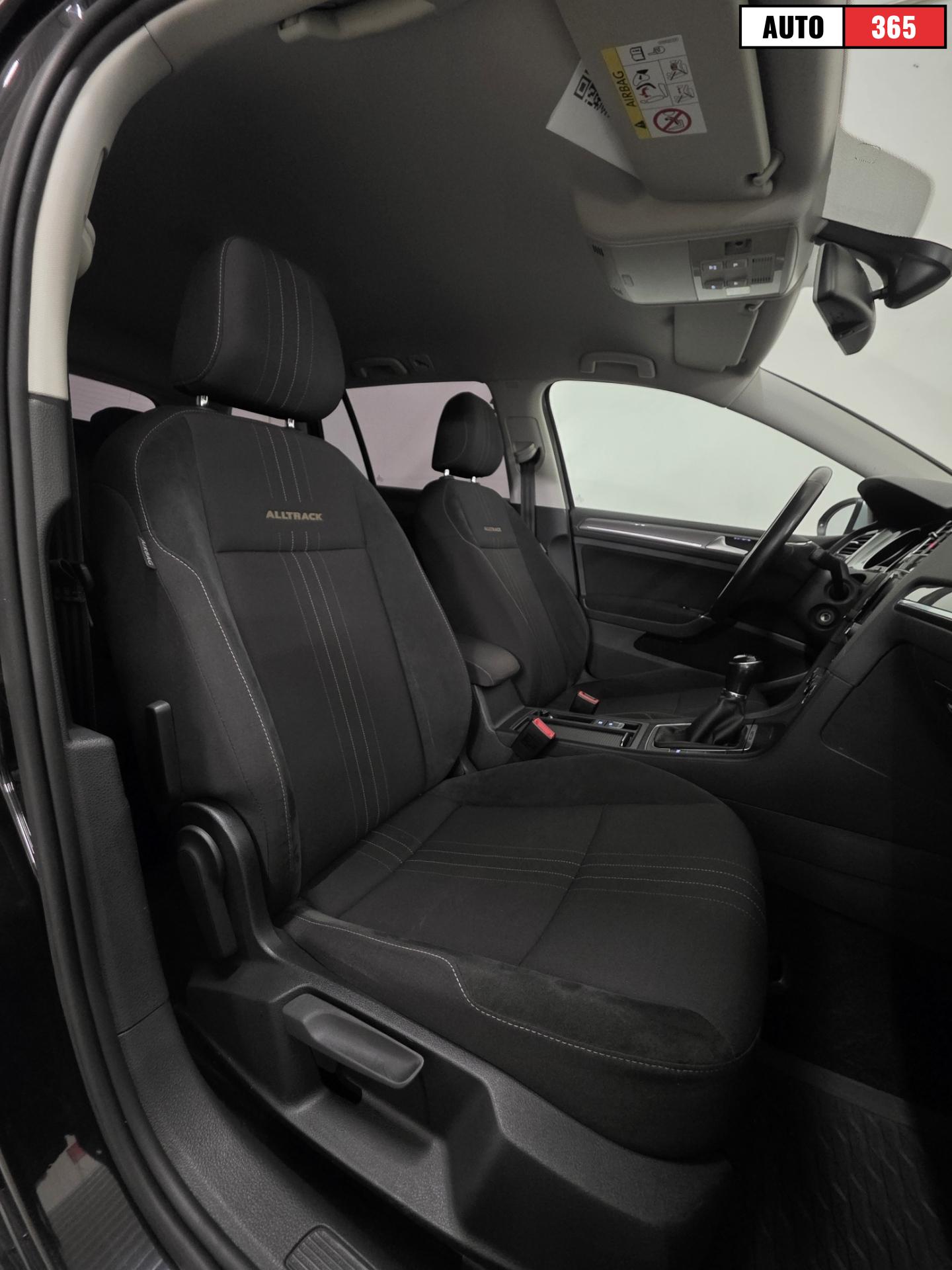 Volkswagen Golf - Image 6