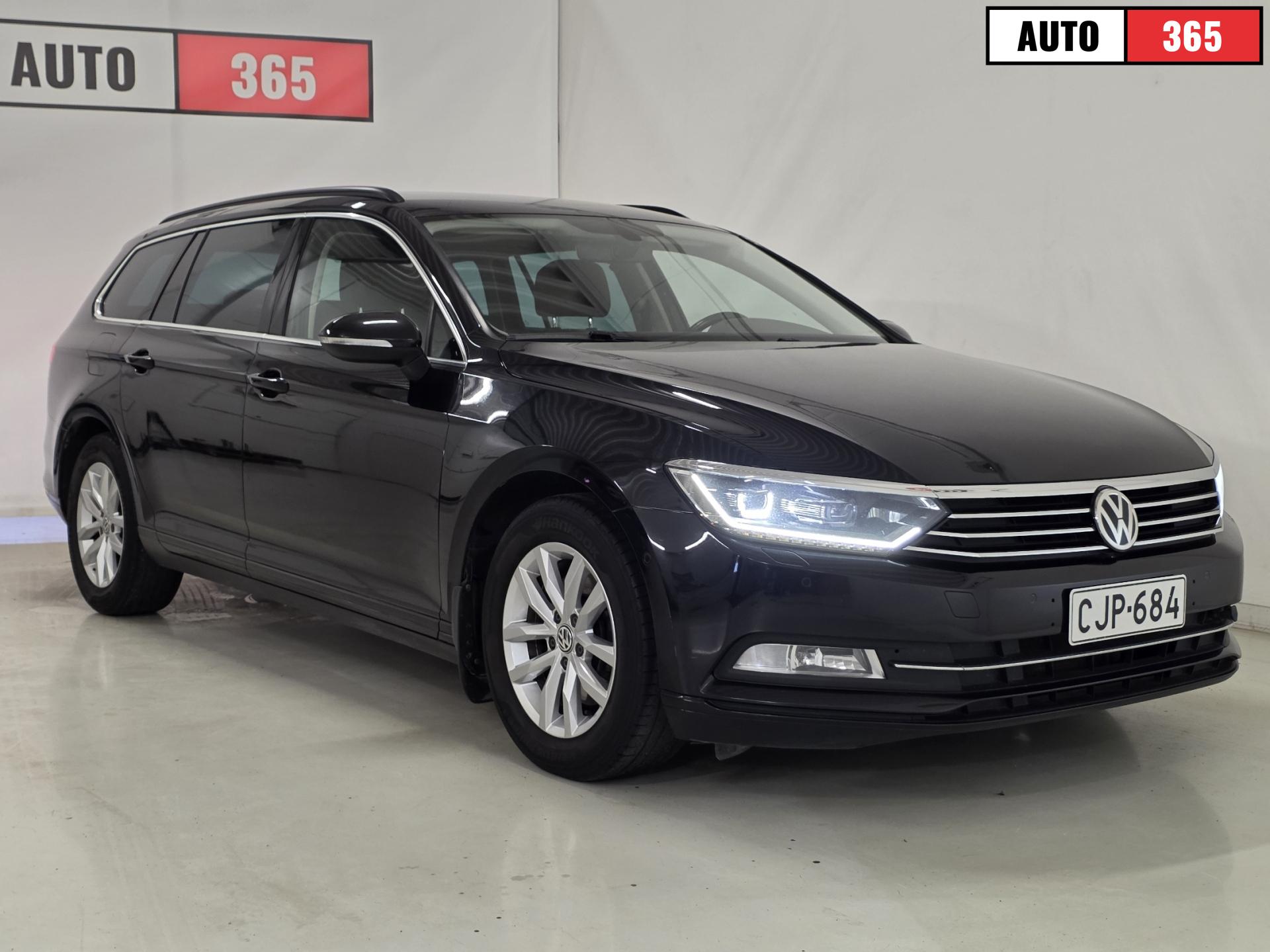 Volkswagen Passat - Image 4