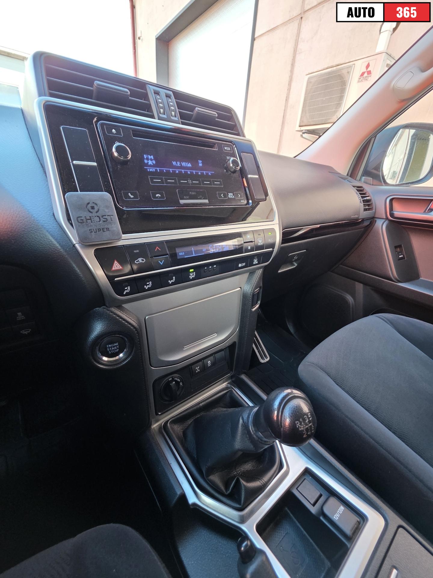 Toyota Land Cruiser - Image 14