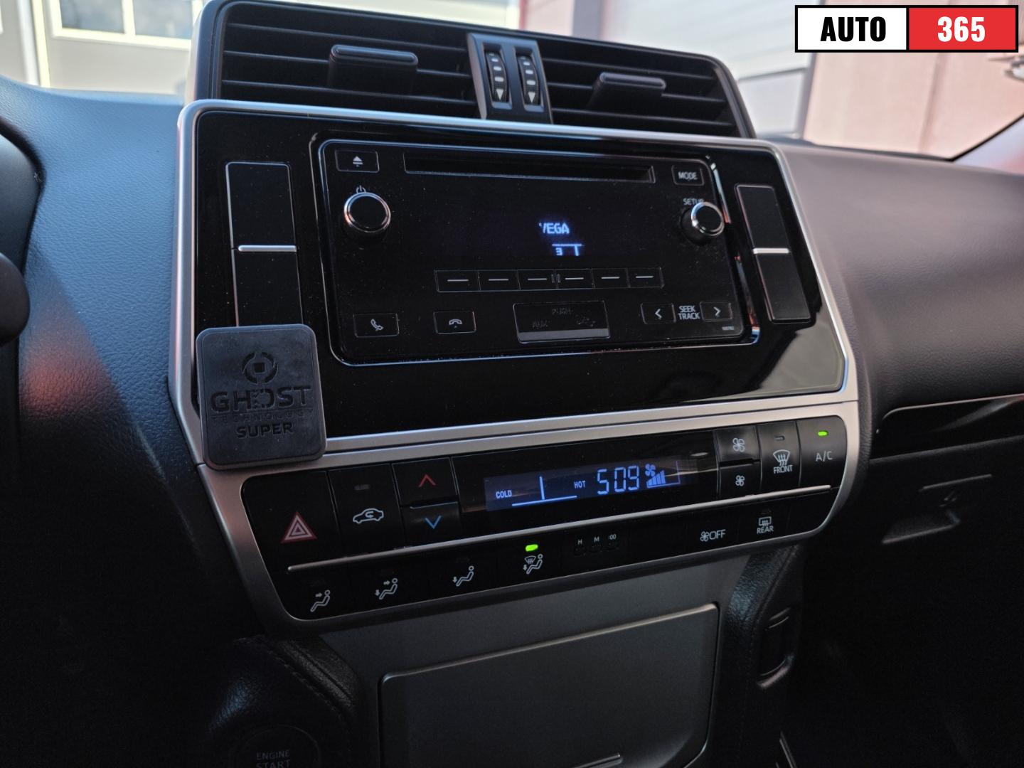 Toyota Land Cruiser - Image 16