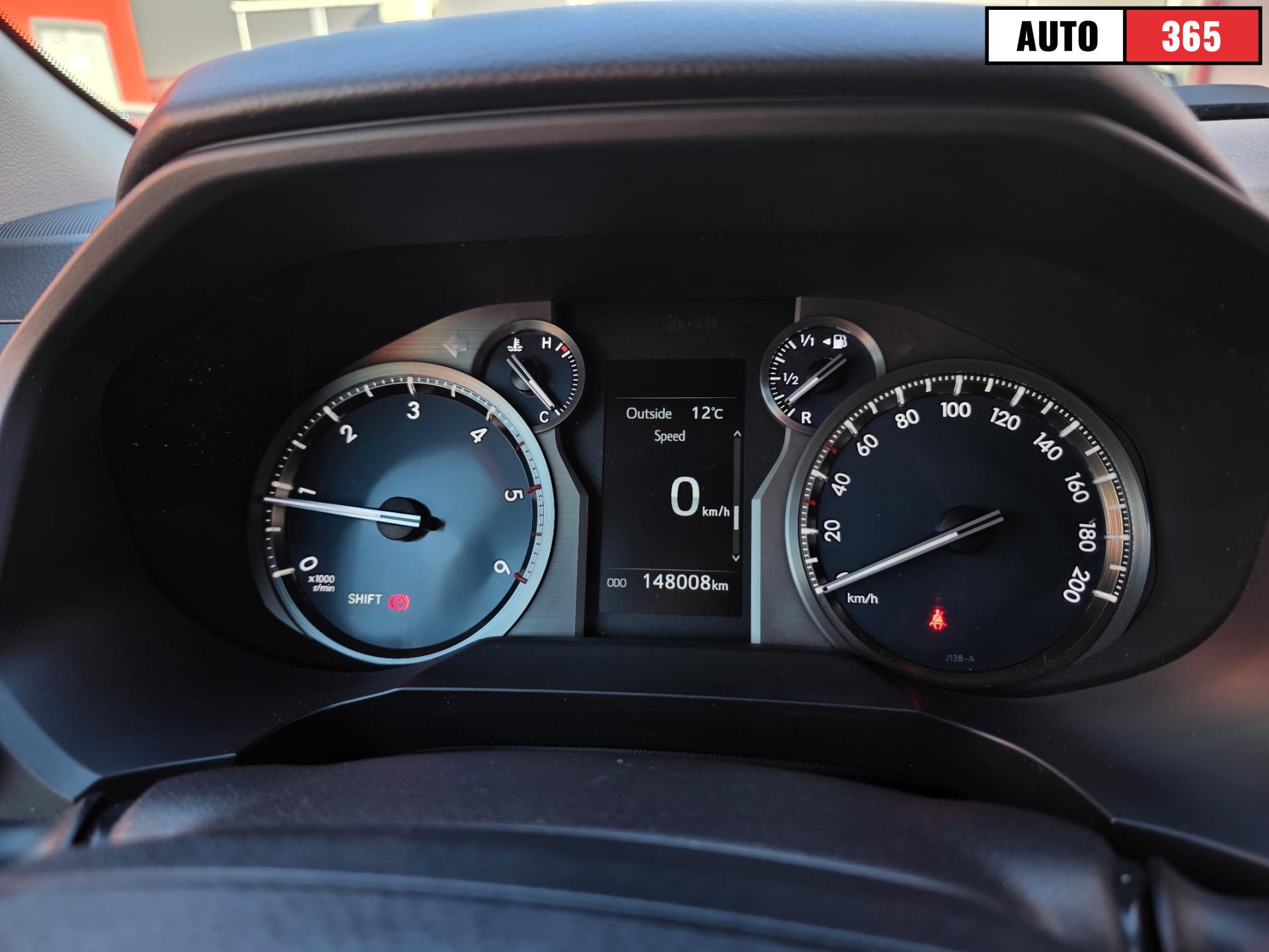 Toyota Land Cruiser - Image 13