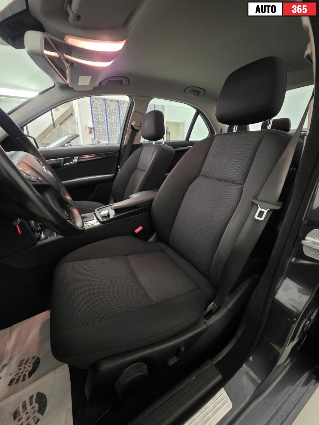 Mercedes-Benz C - Image 5