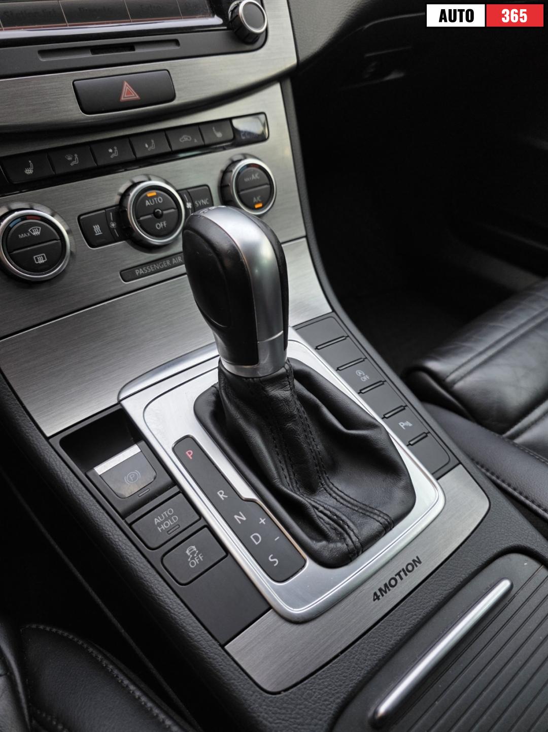 Volkswagen Passat - Image 15