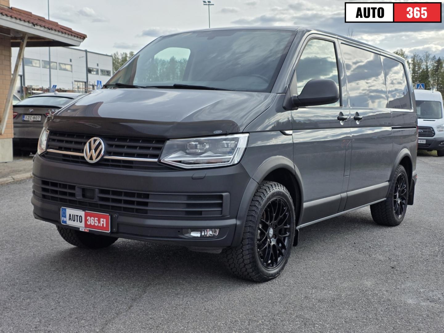Volkswagen Transporter - Image 2