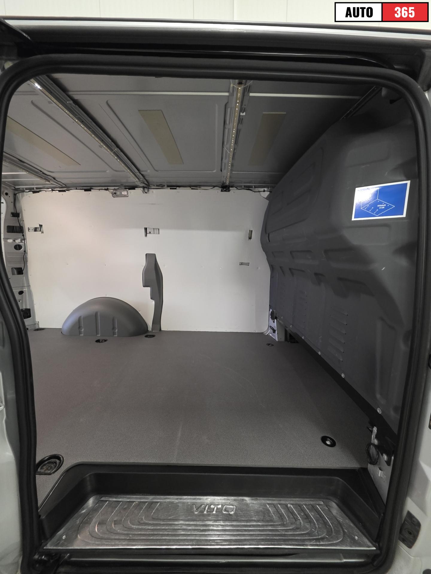 Mercedes-Benz Vito - Image 8