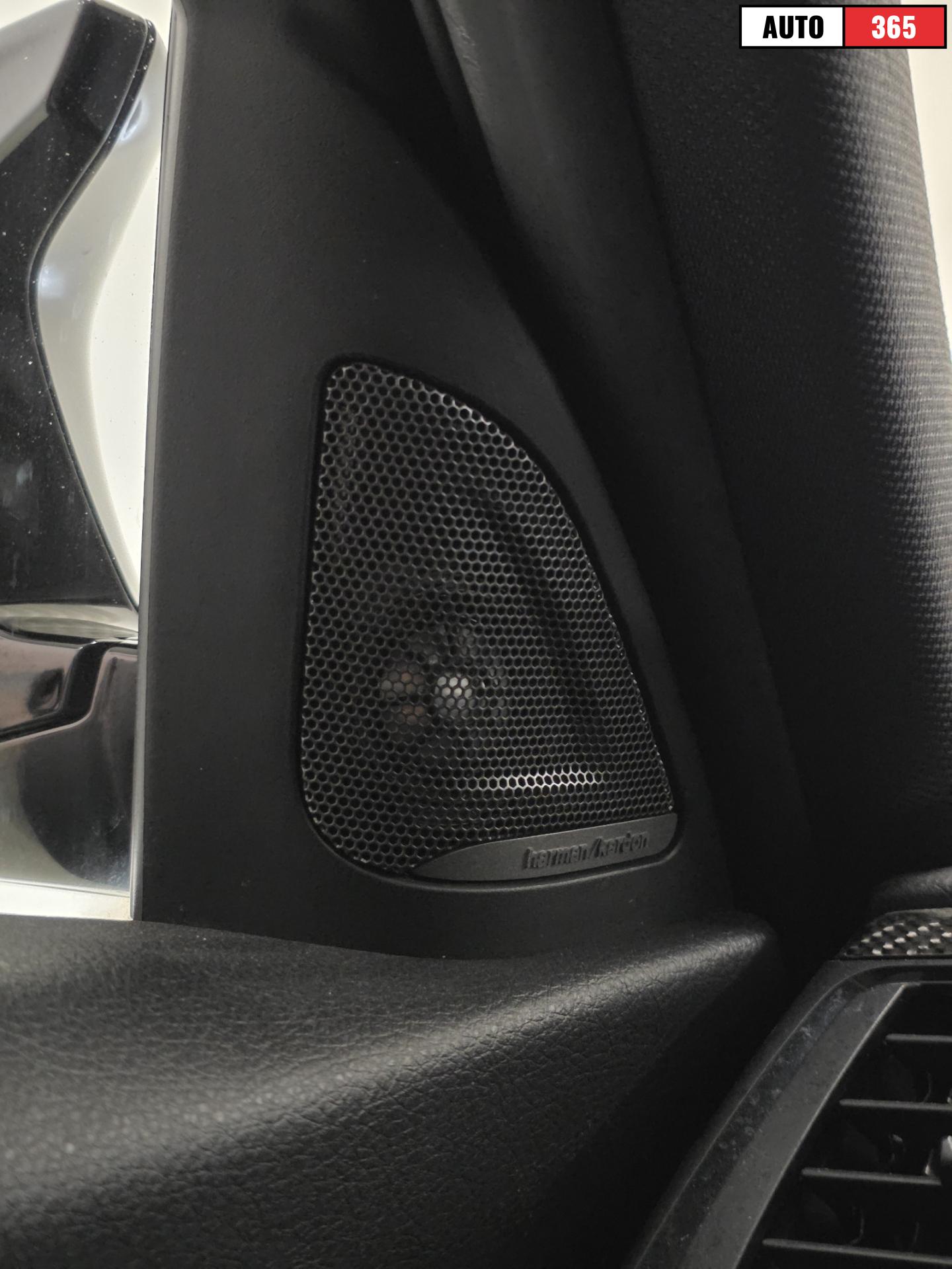 BMW M3 - Image 17