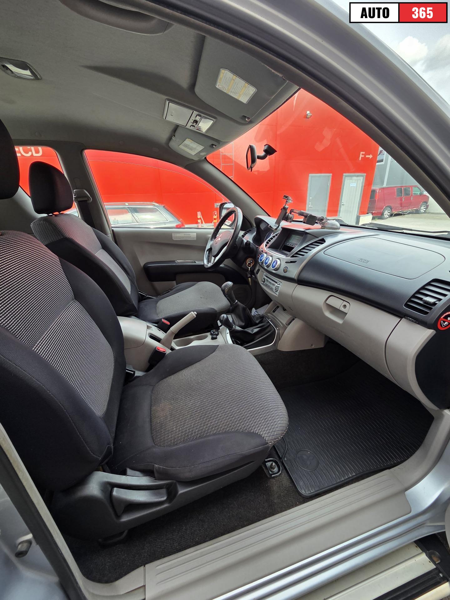 Mitsubishi L200 - Image 4