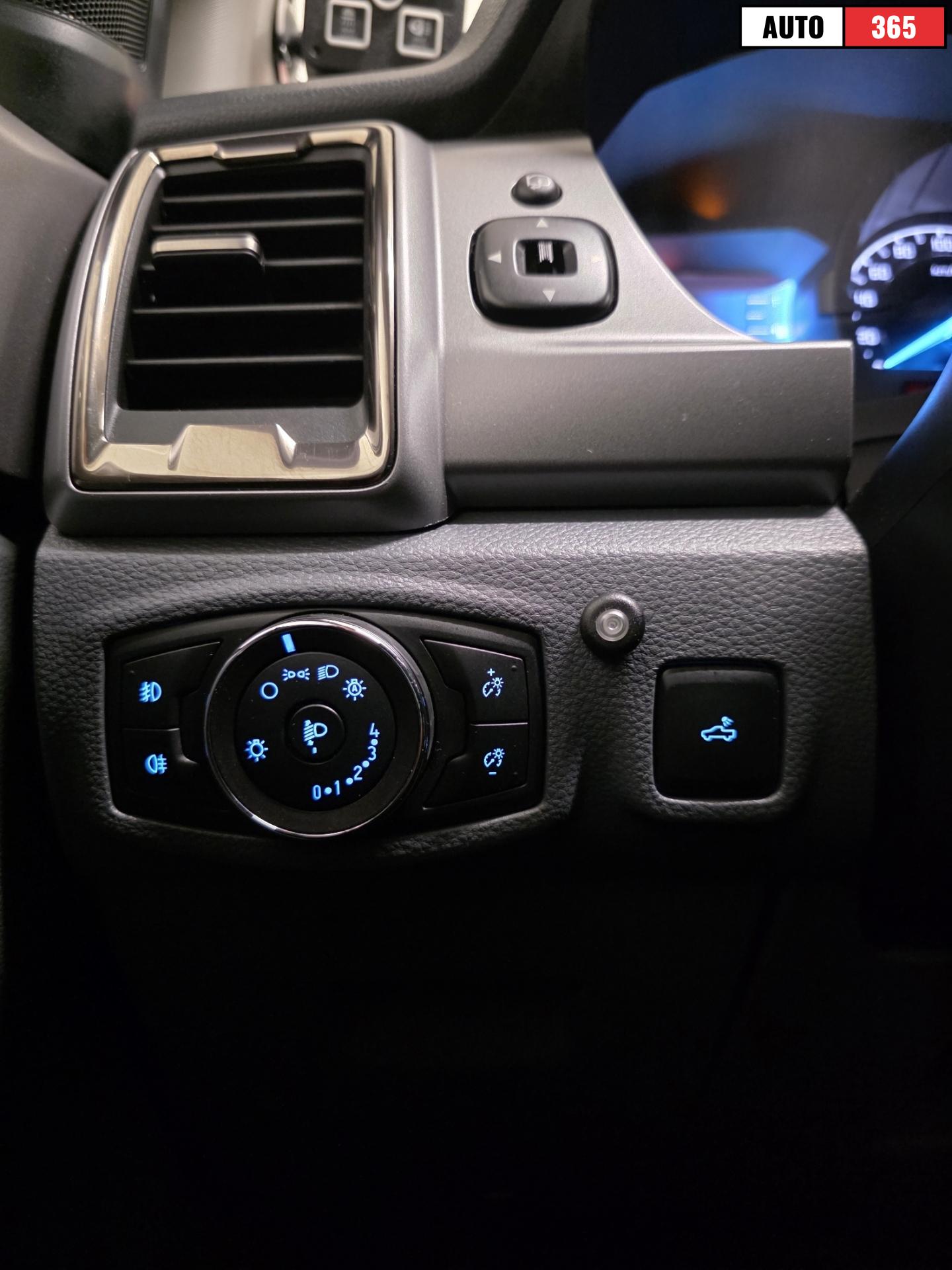 Ford Ranger - Image 21