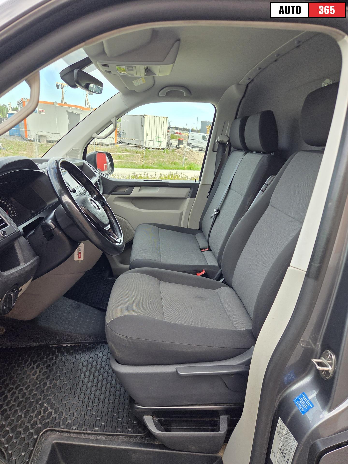 Volkswagen Transporter - Image 8