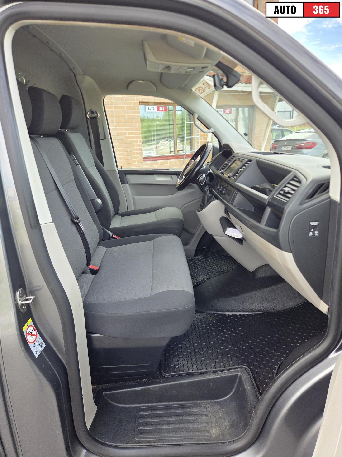 Volkswagen Transporter - Image 9