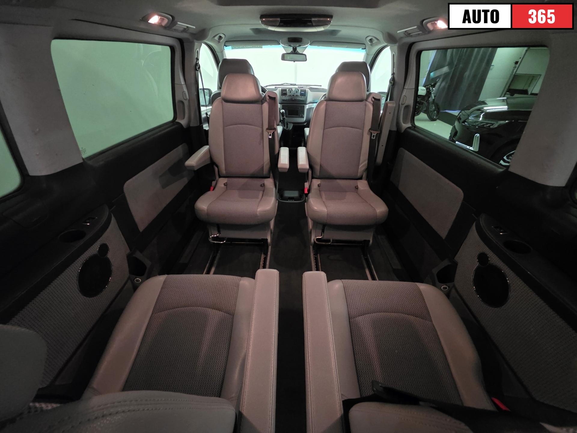 Mercedes-Benz Viano - Image 10