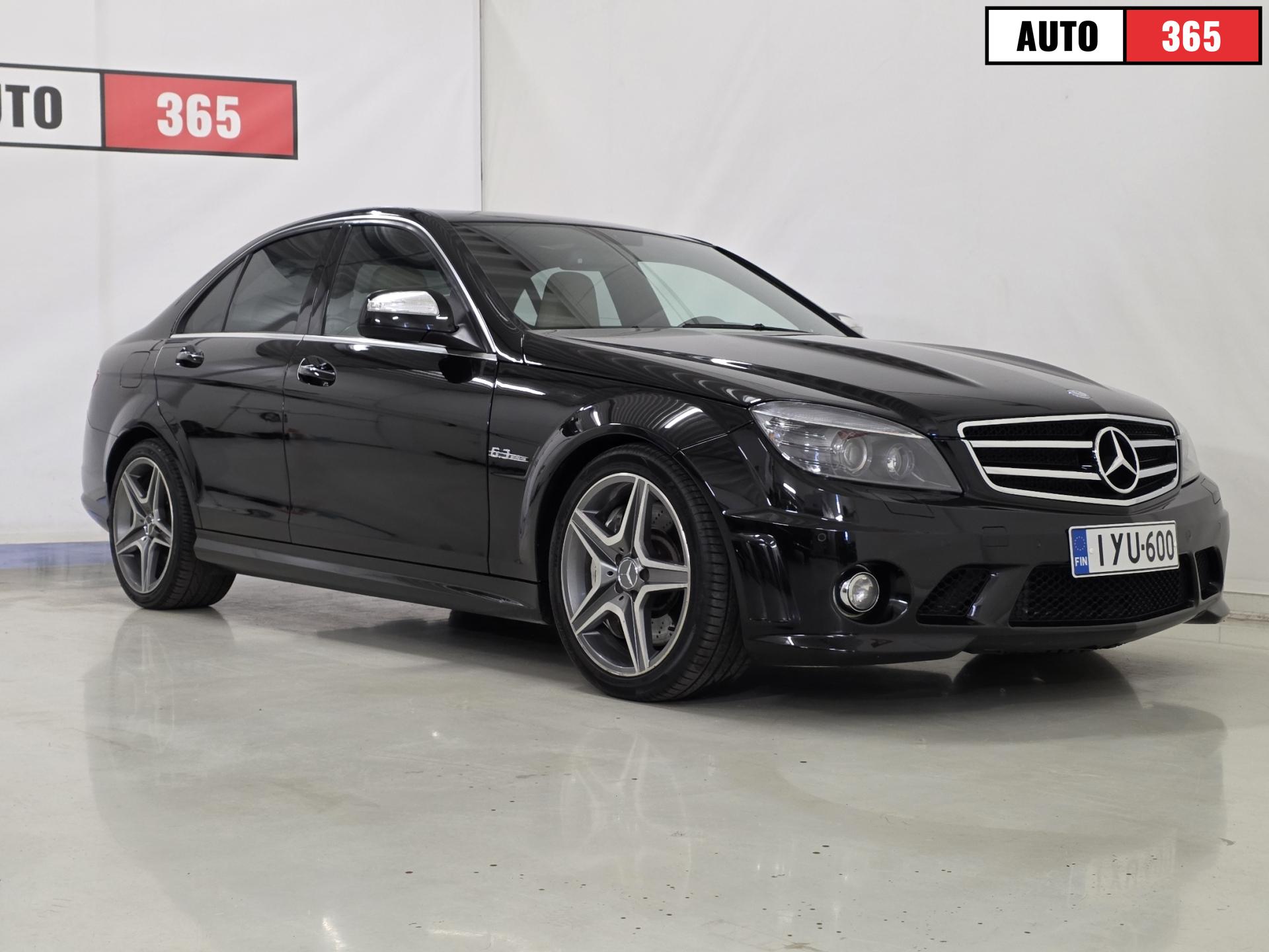Mercedes-Benz C 63 AMG - Image 4