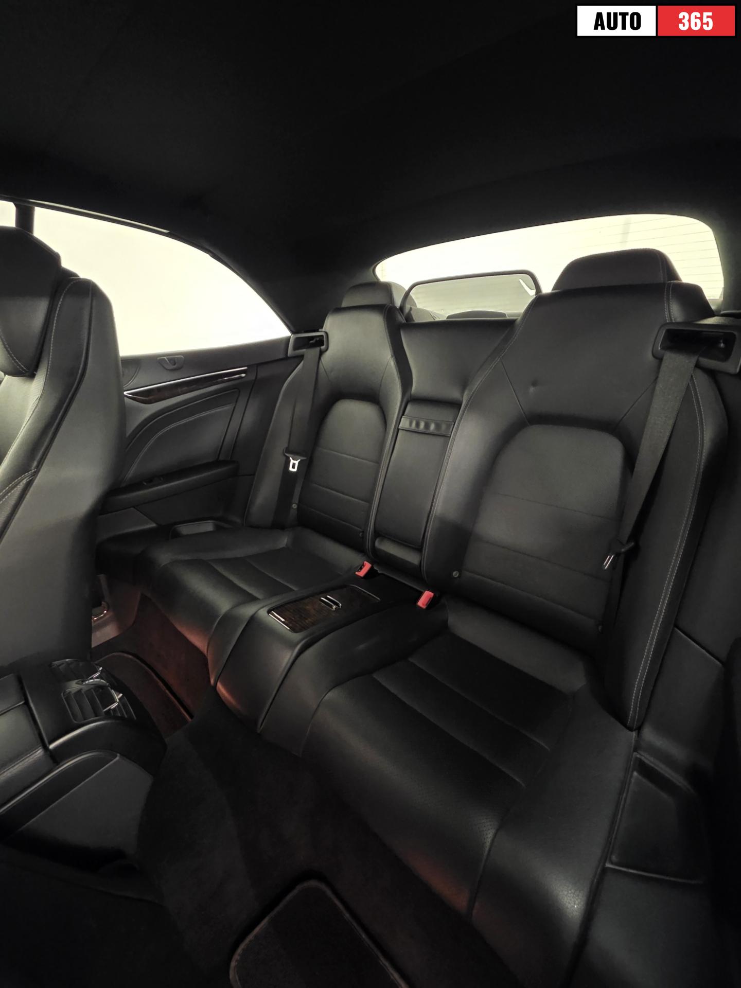 Mercedes-Benz E - Image 10