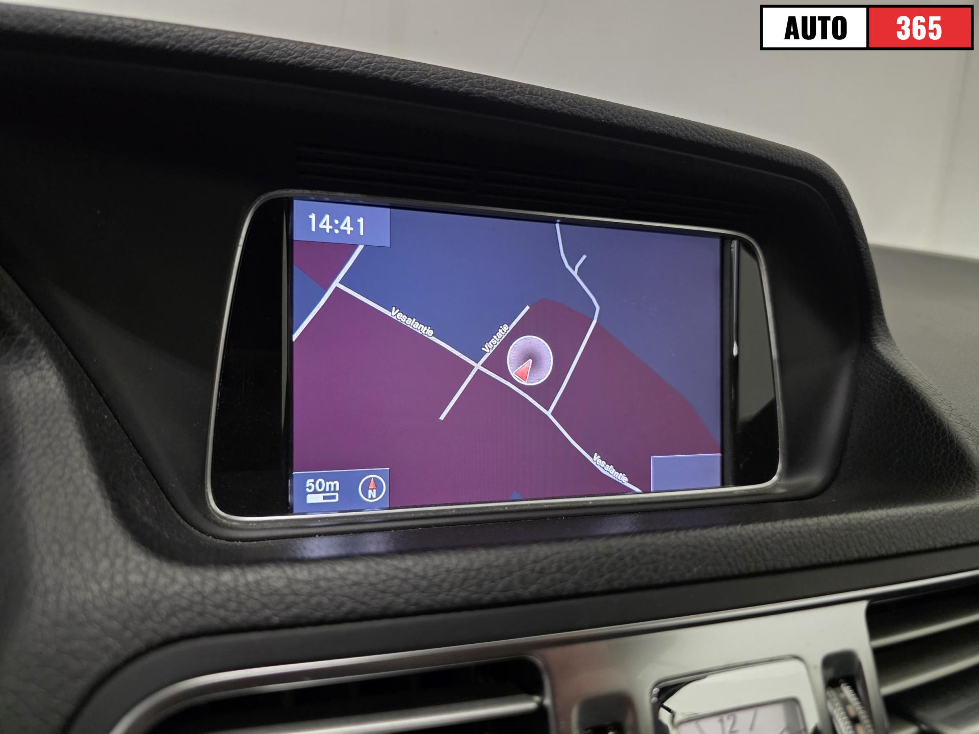 Mercedes-Benz E - Image 17