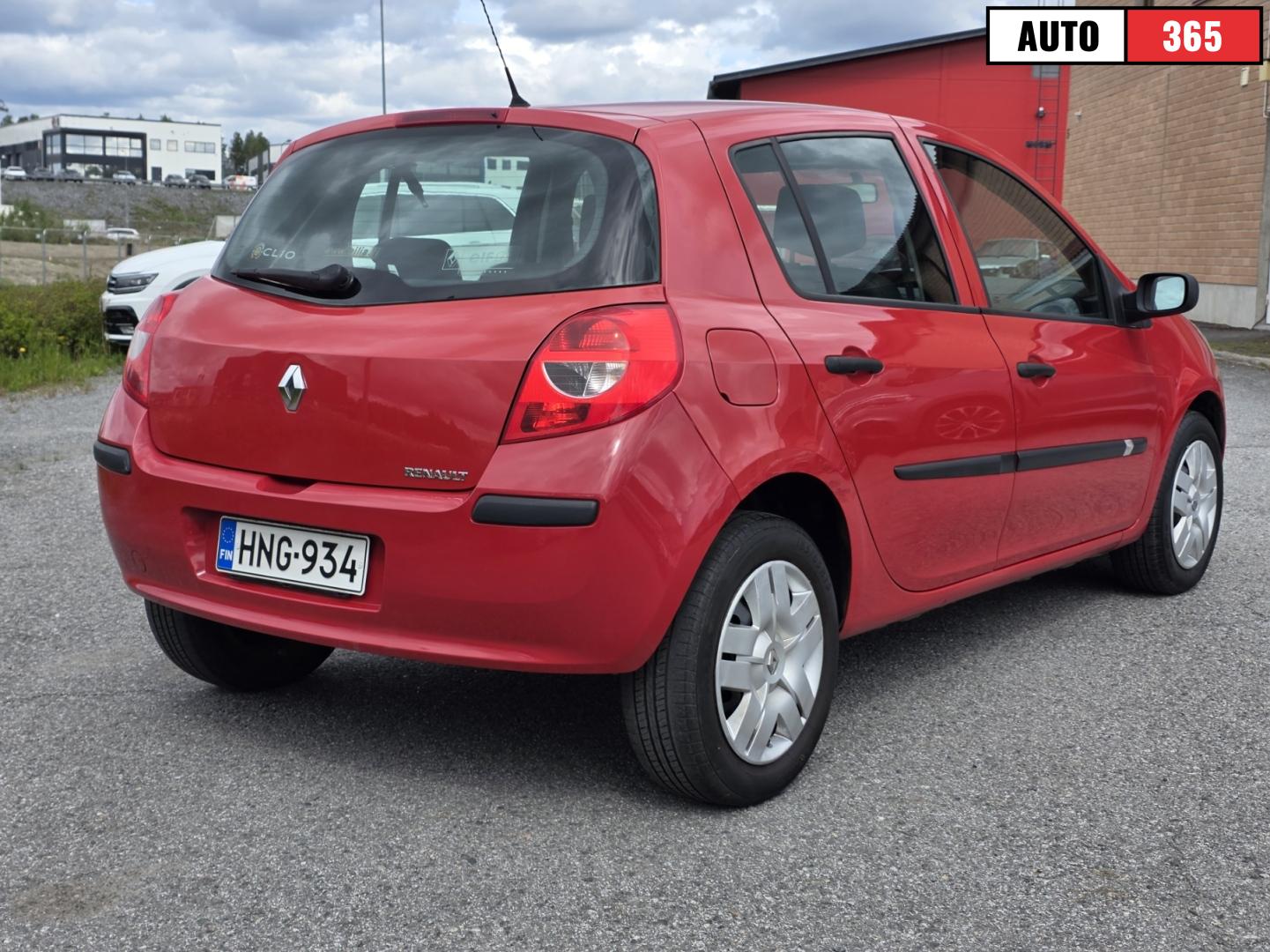 Renault Clio - Image 3