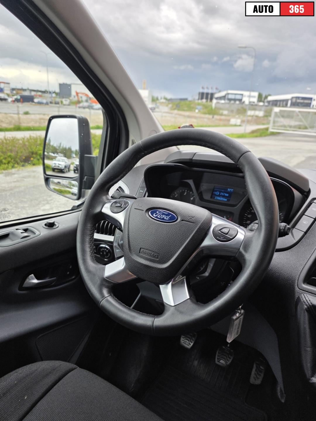 Ford Transit Custom - Image 12