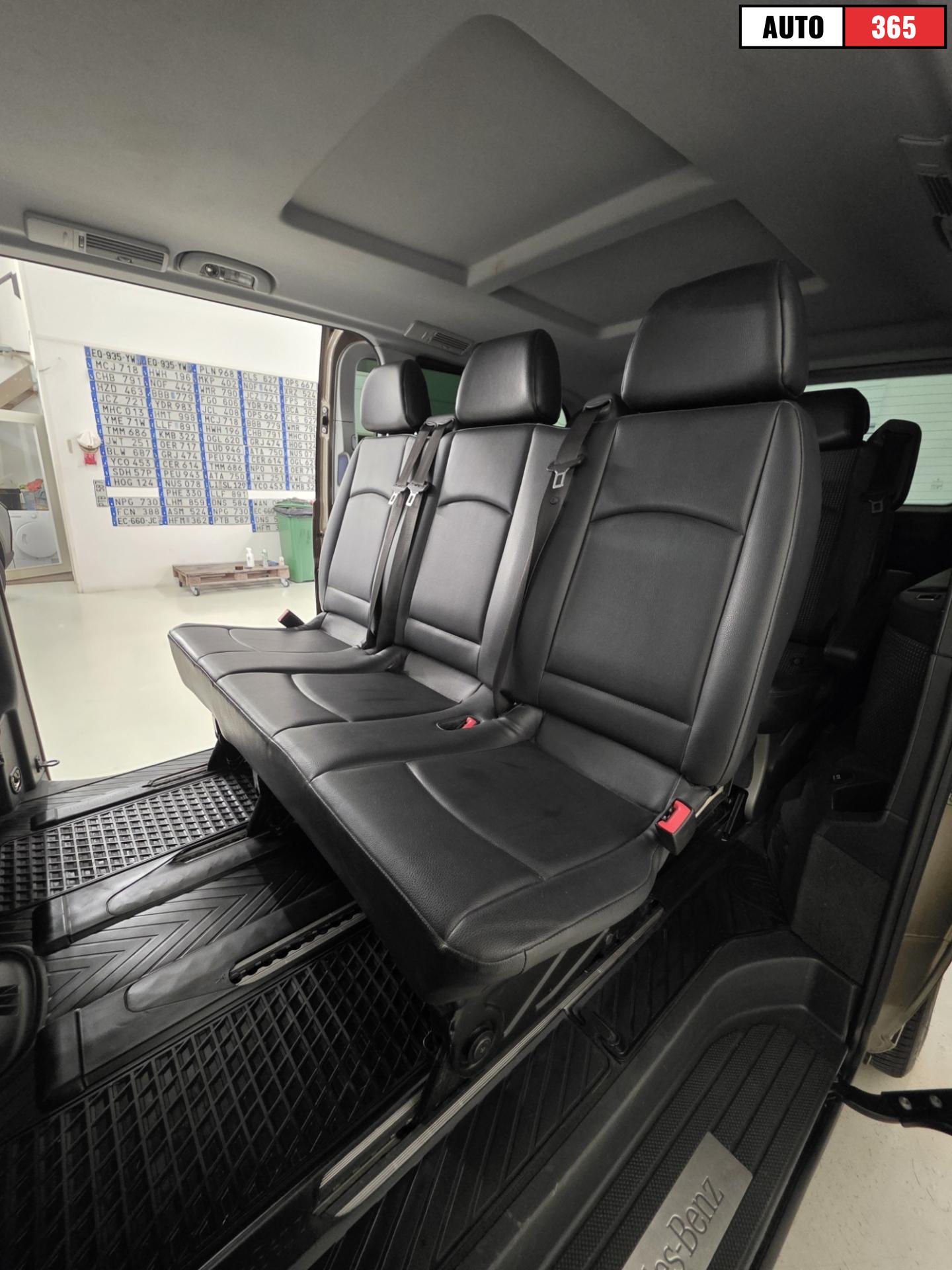 Mercedes-Benz Viano - Image 9