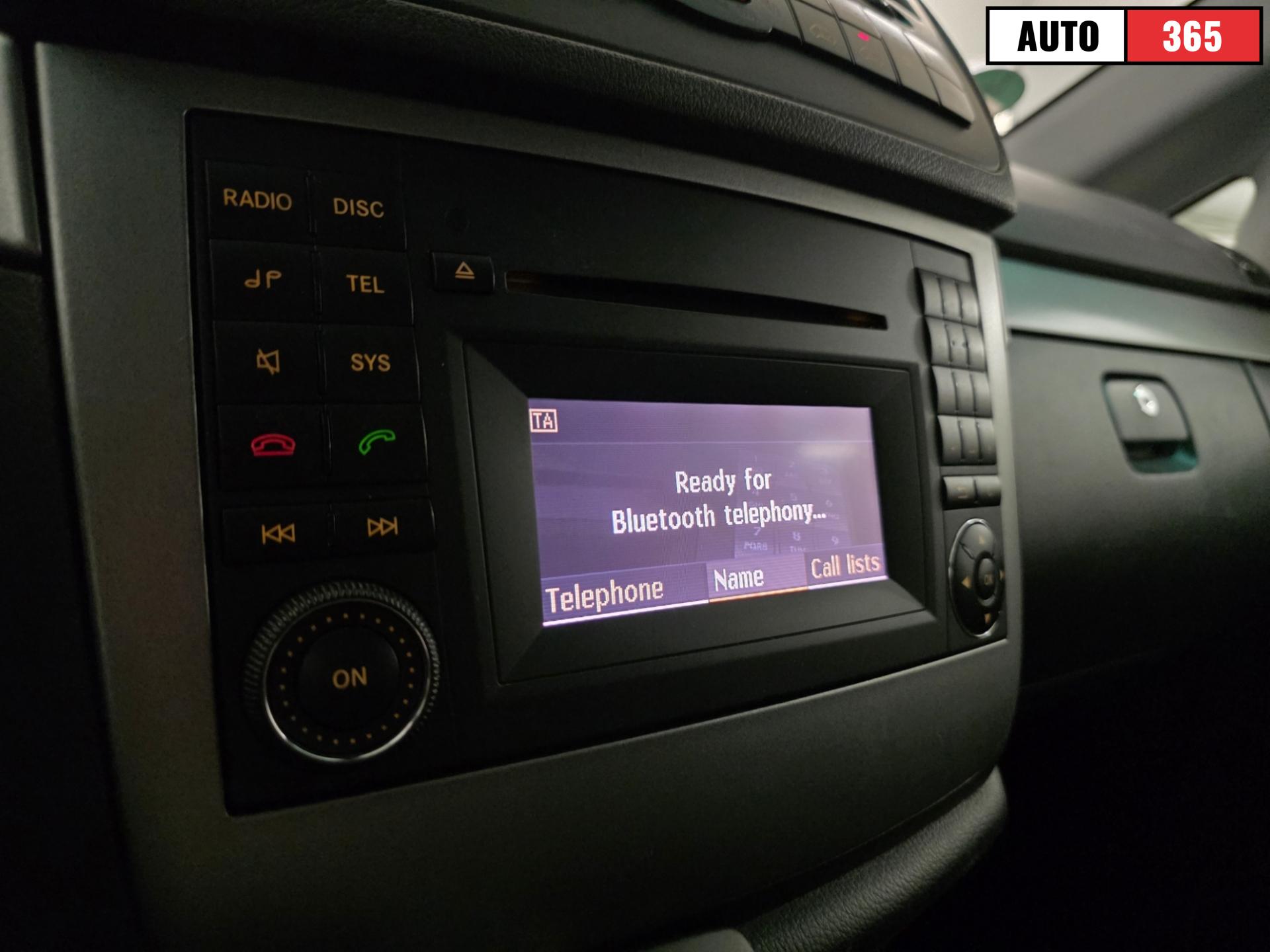 Mercedes-Benz Viano - Image 19
