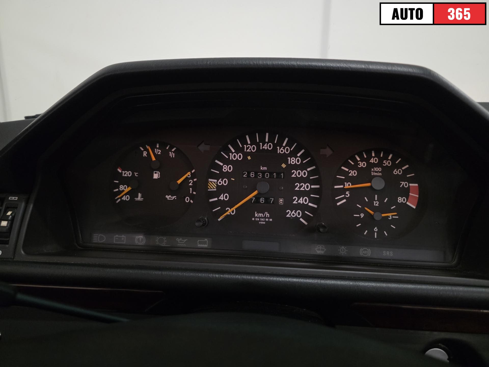 Mercedes-Benz CE - Image 11