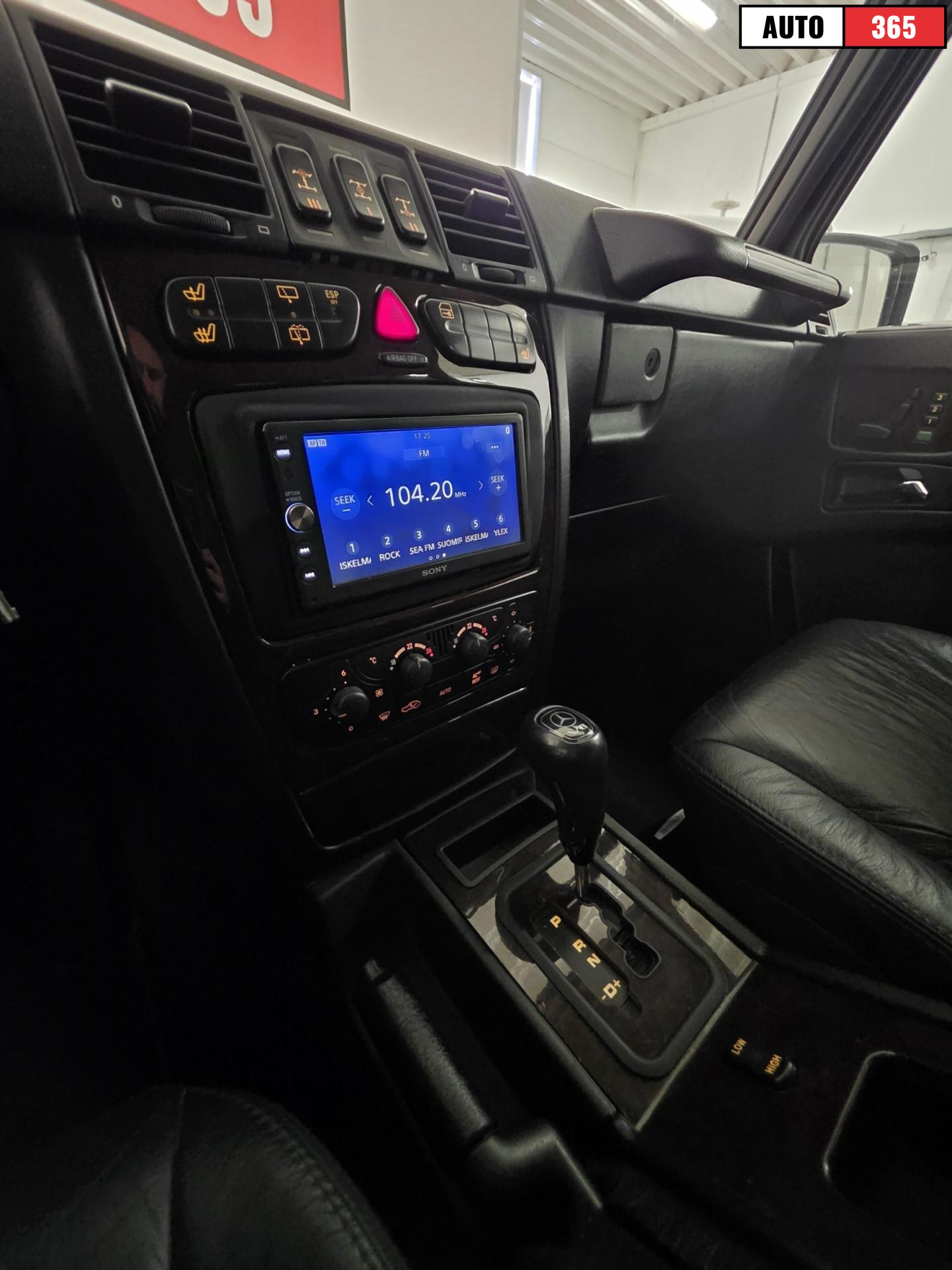 Mercedes-Benz G - Image 14