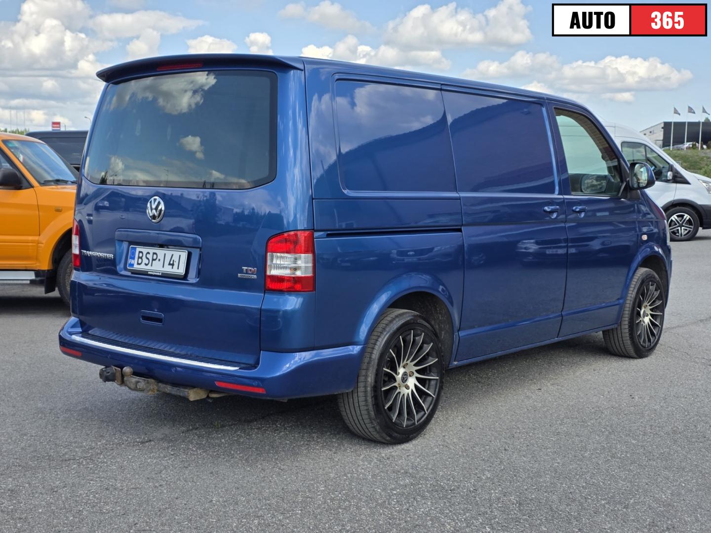 Volkswagen Transporter - Image 3