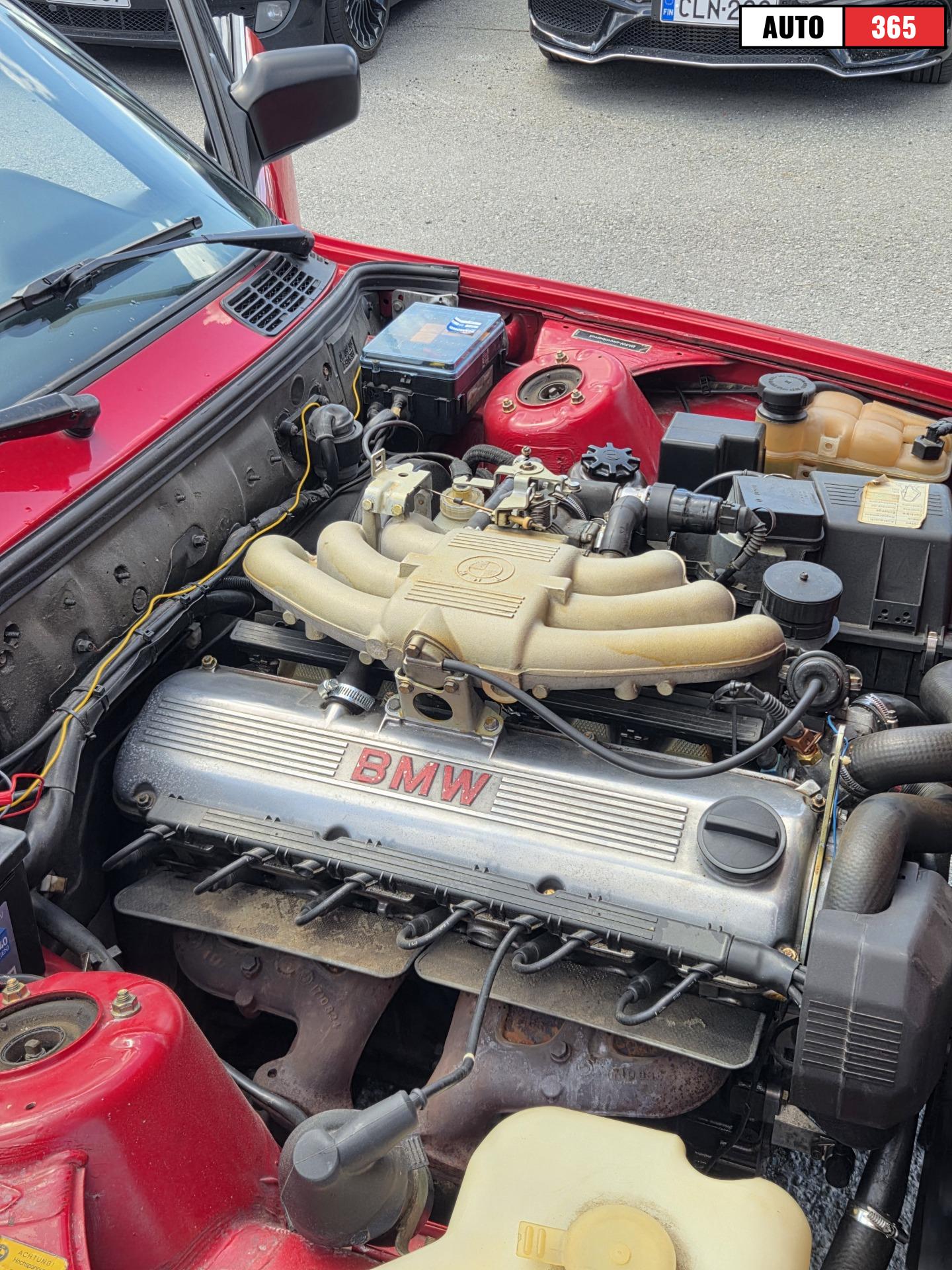 BMW 320 - Image 8