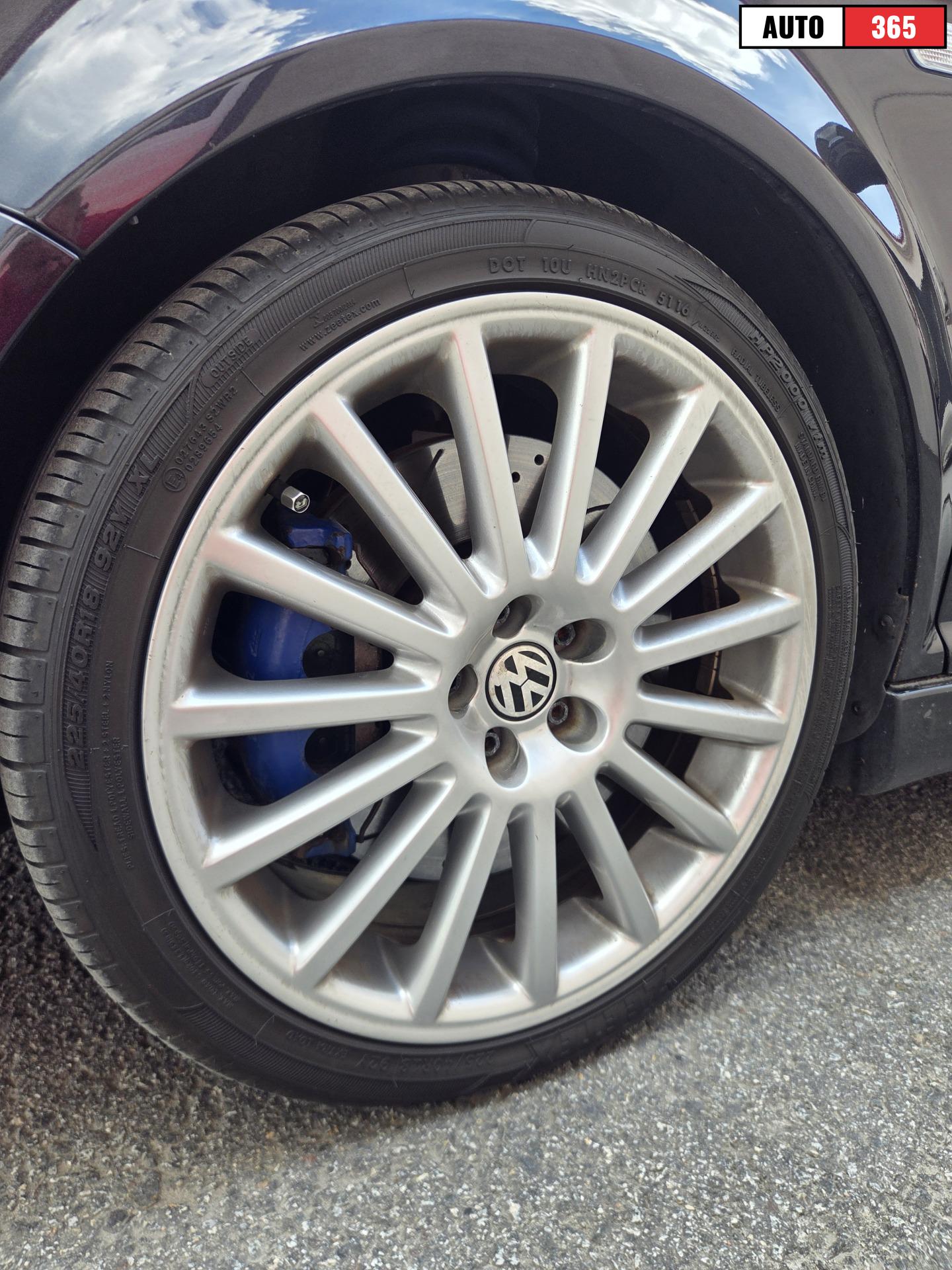 Volkswagen Golf - Image 10