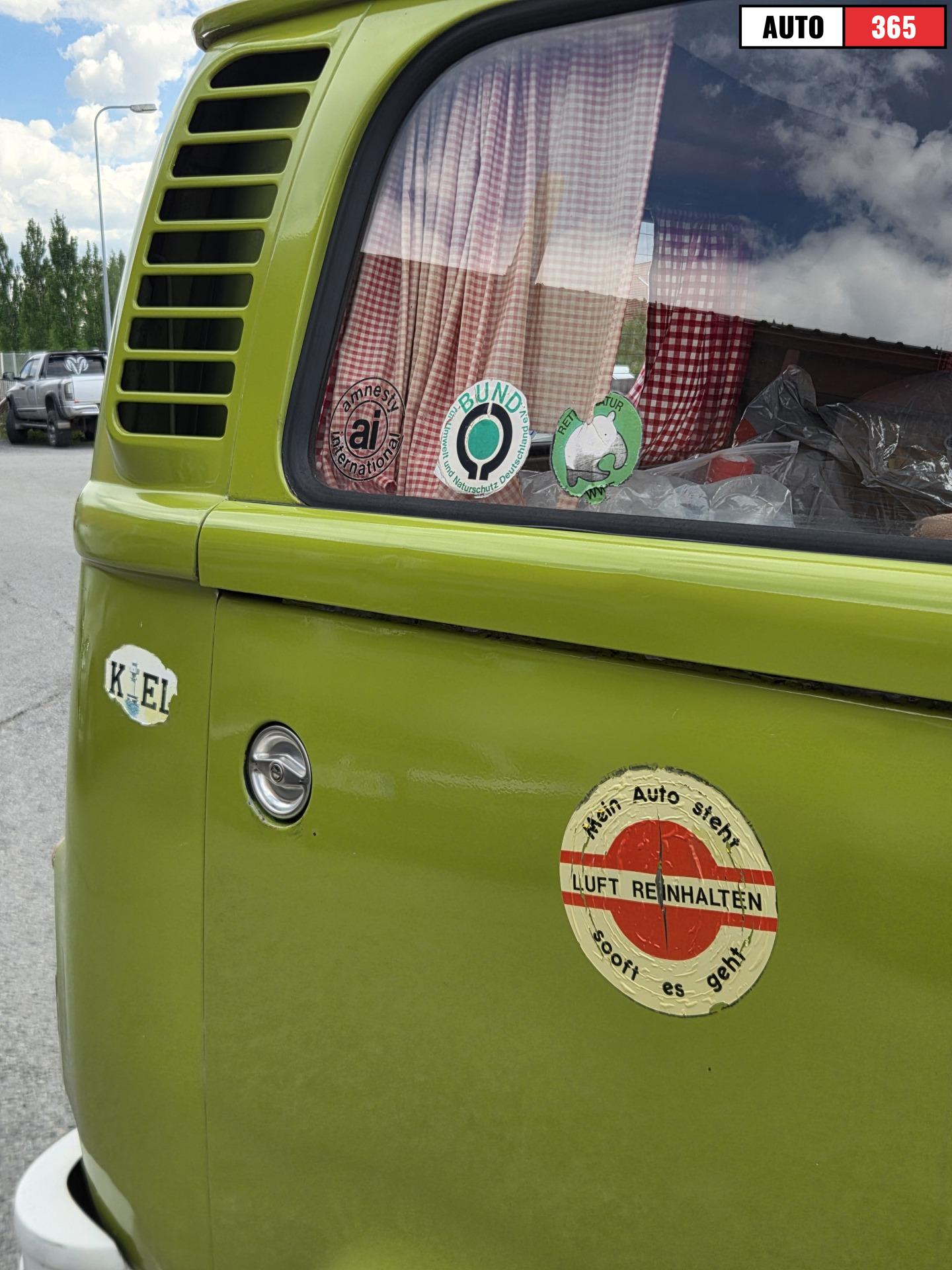 Volkswagen Kleinbus - Image 7