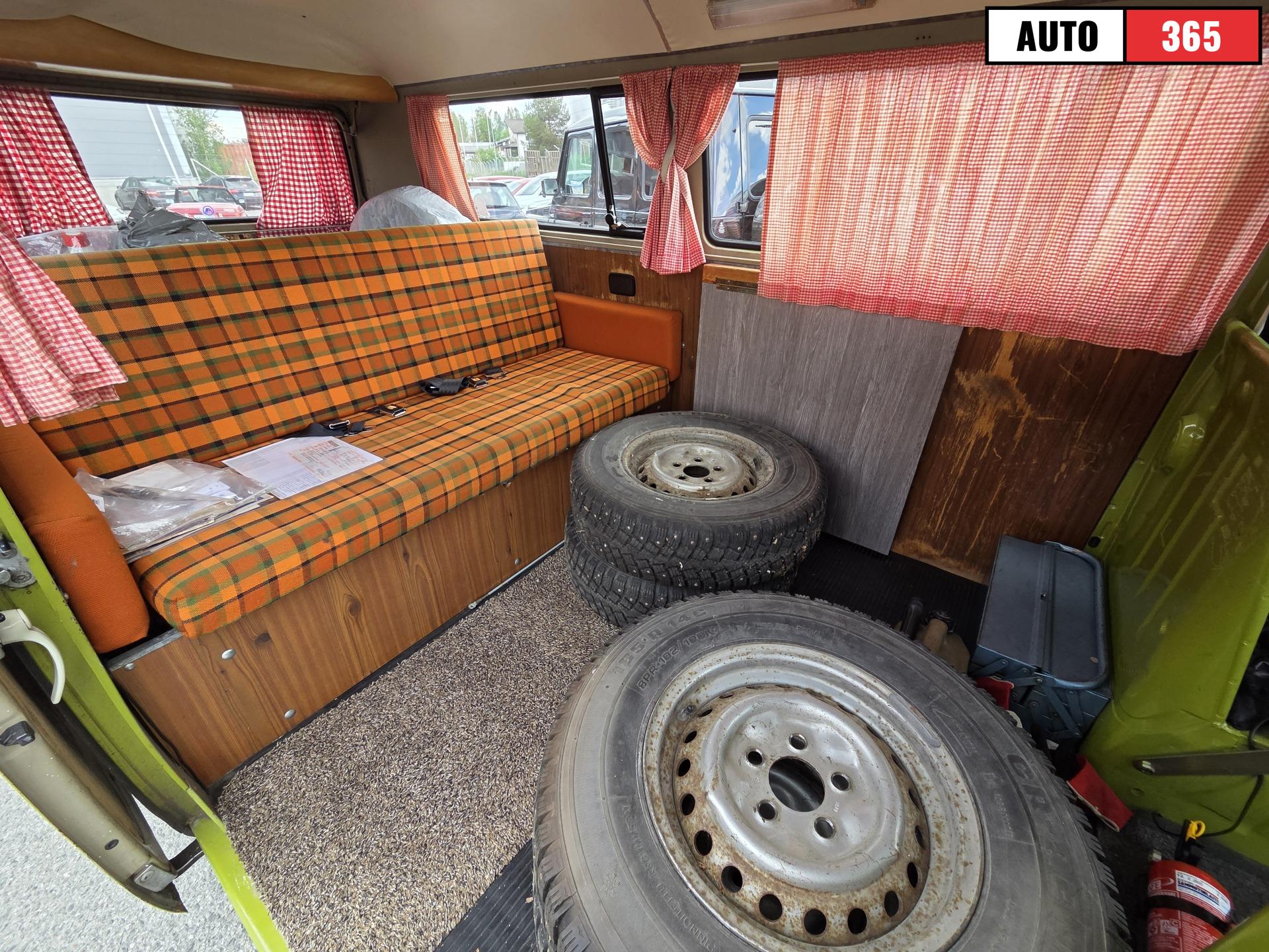 Volkswagen Kleinbus - Image 11