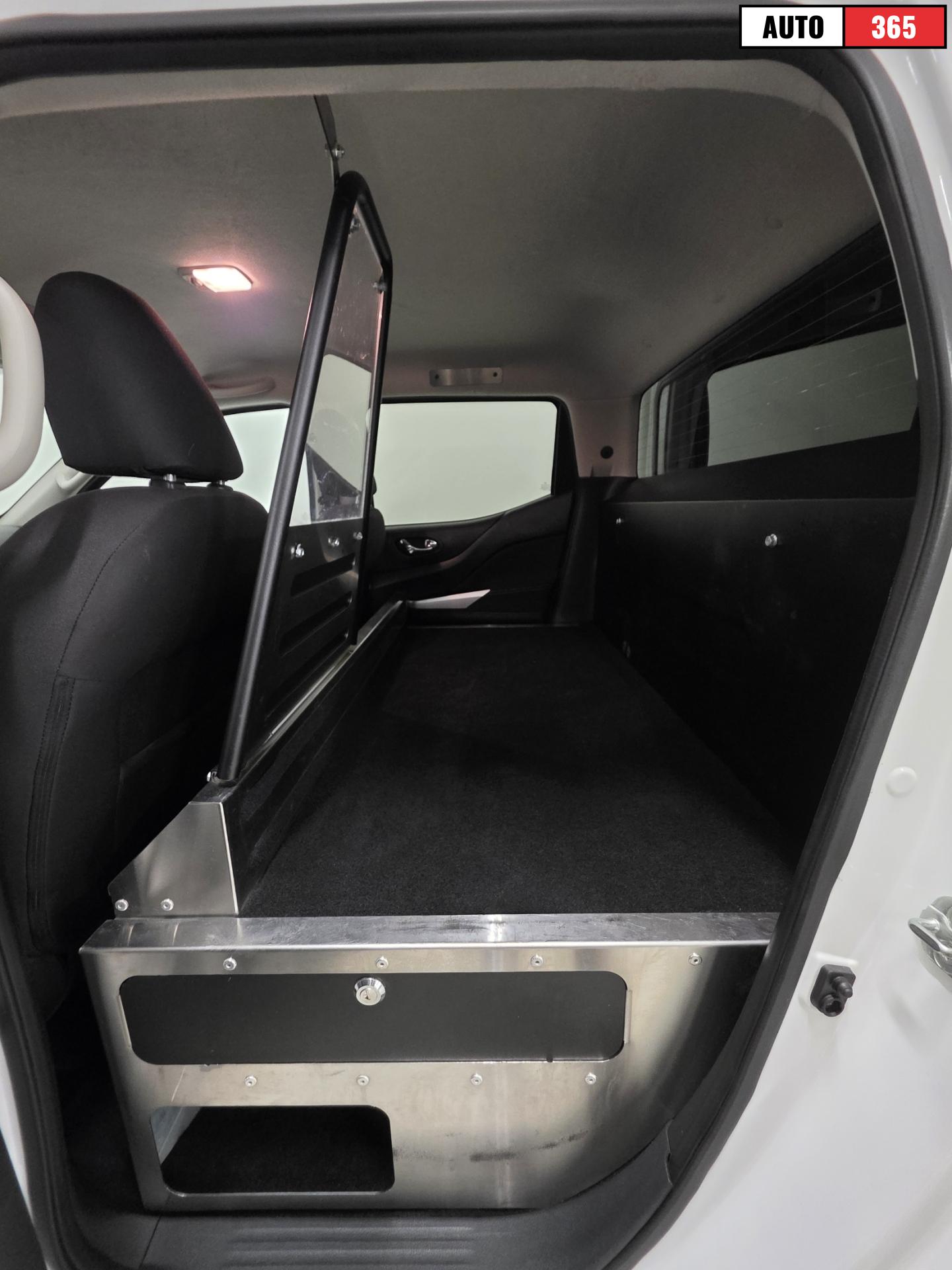Nissan Navara - Image 9