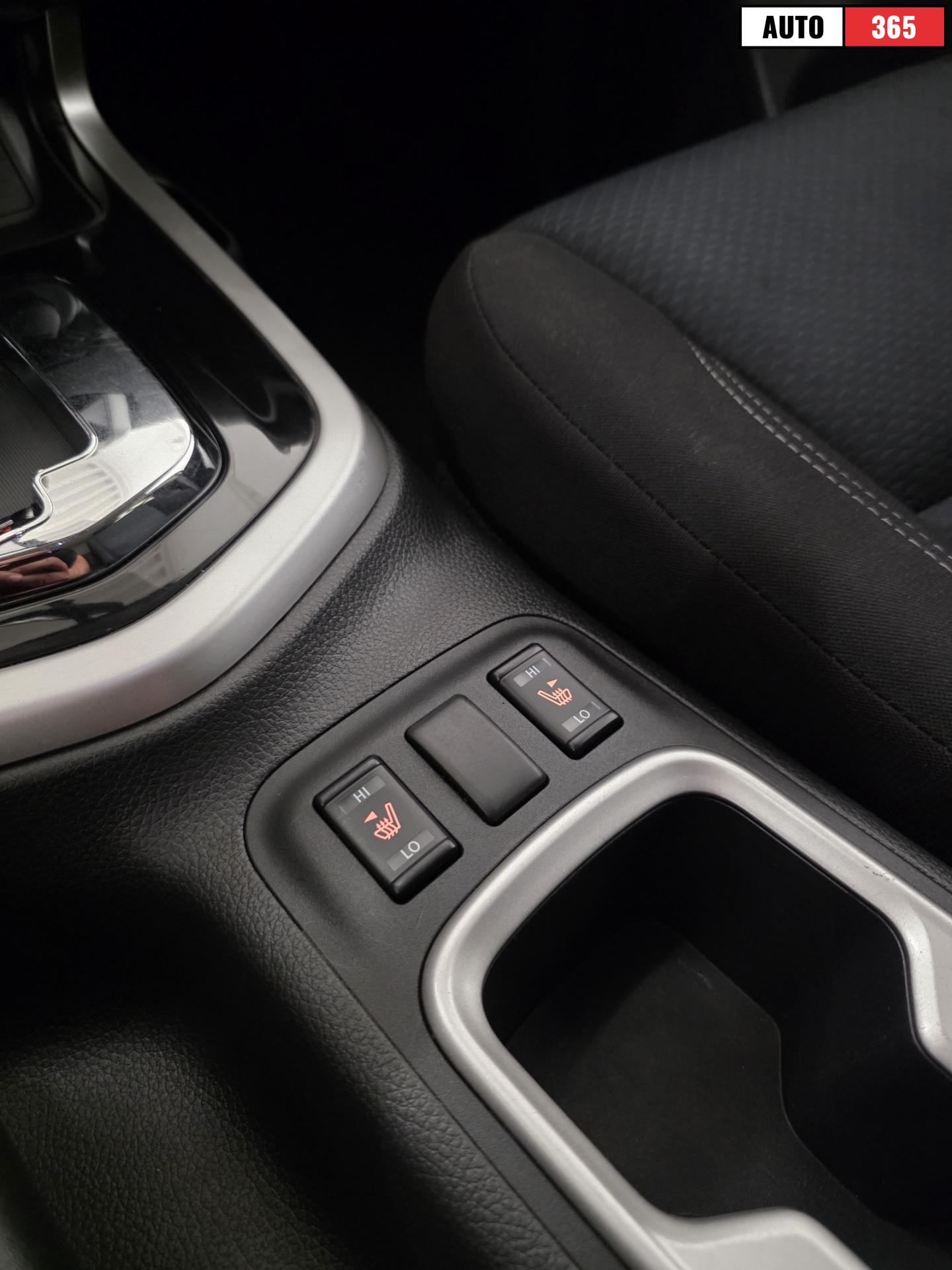 Nissan Navara - Image 16