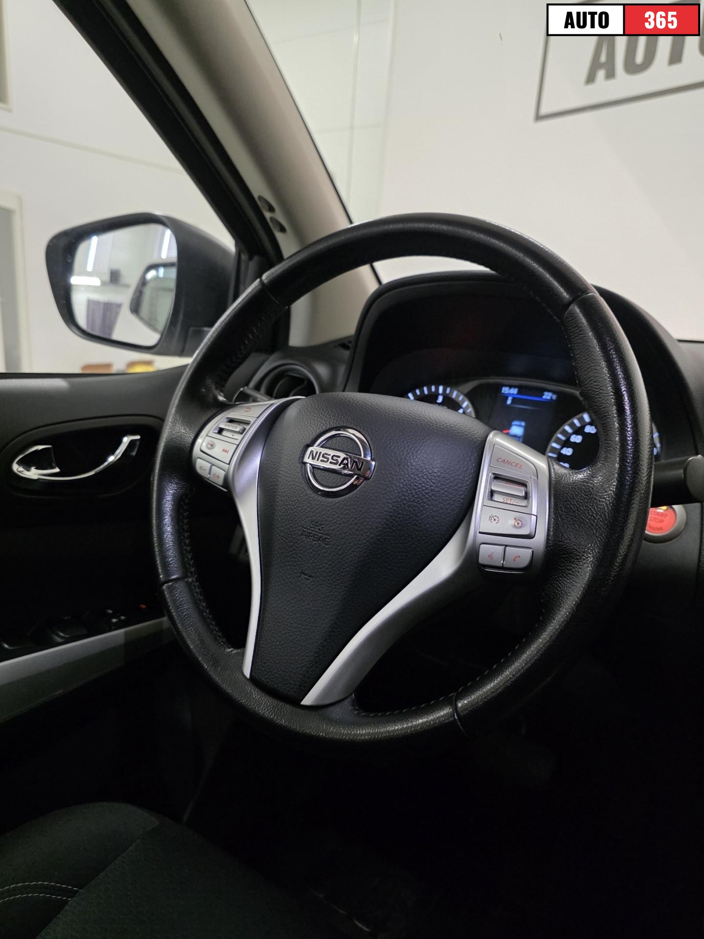 Nissan Navara - Image 12