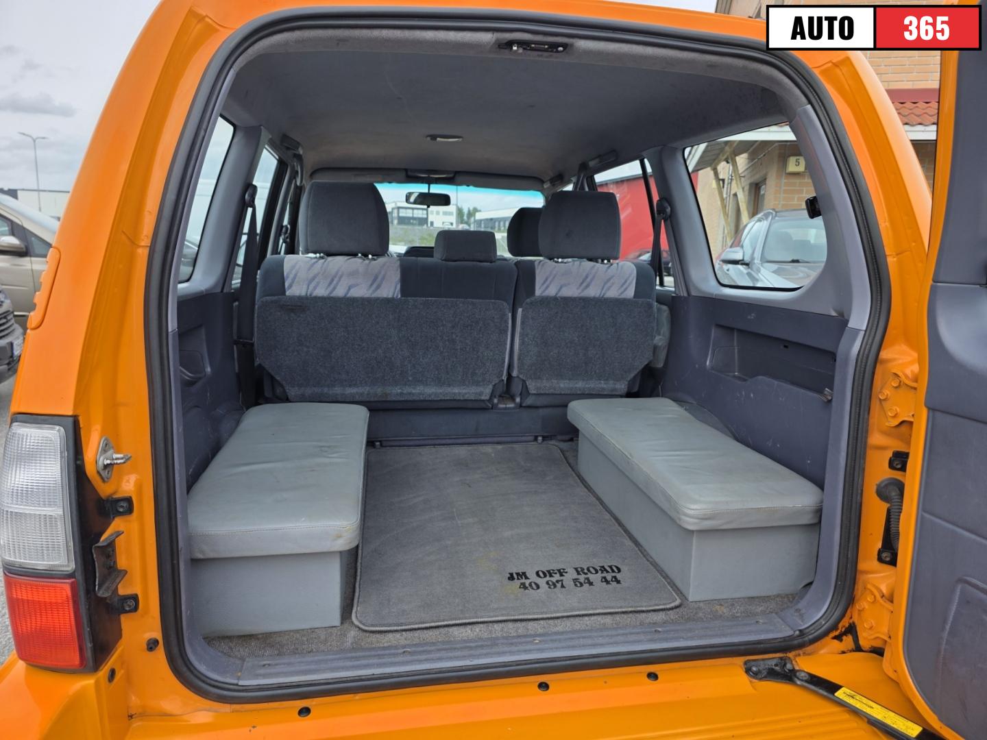 Toyota Land Cruiser - Image 12