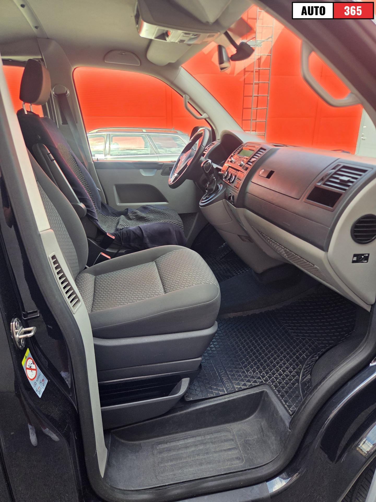 Volkswagen Transporter - Image 8