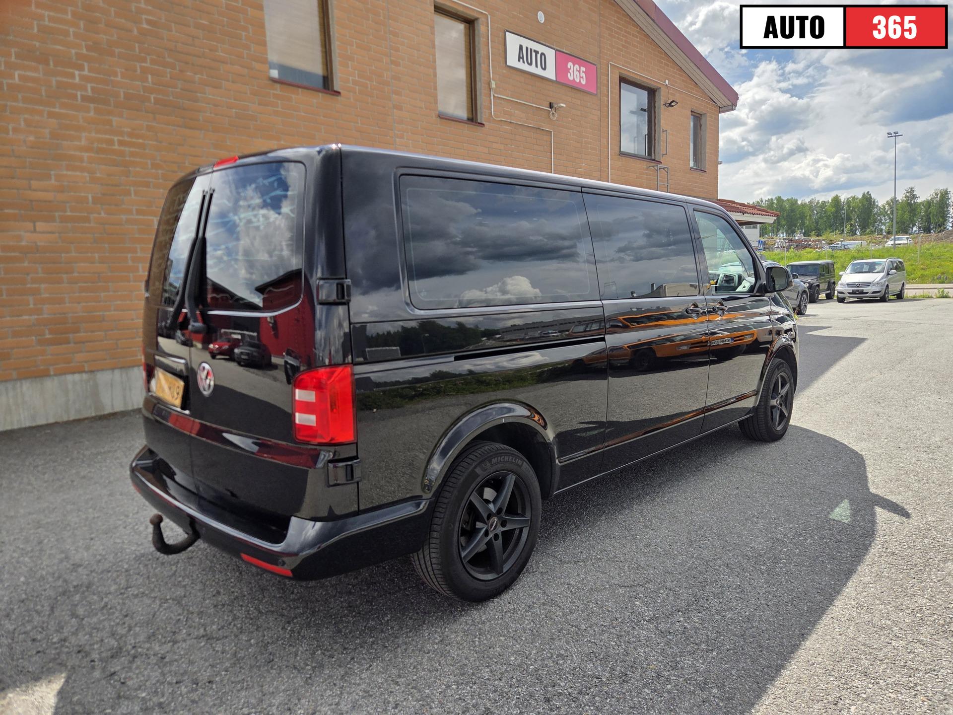 Volkswagen Caravelle - Image 2
