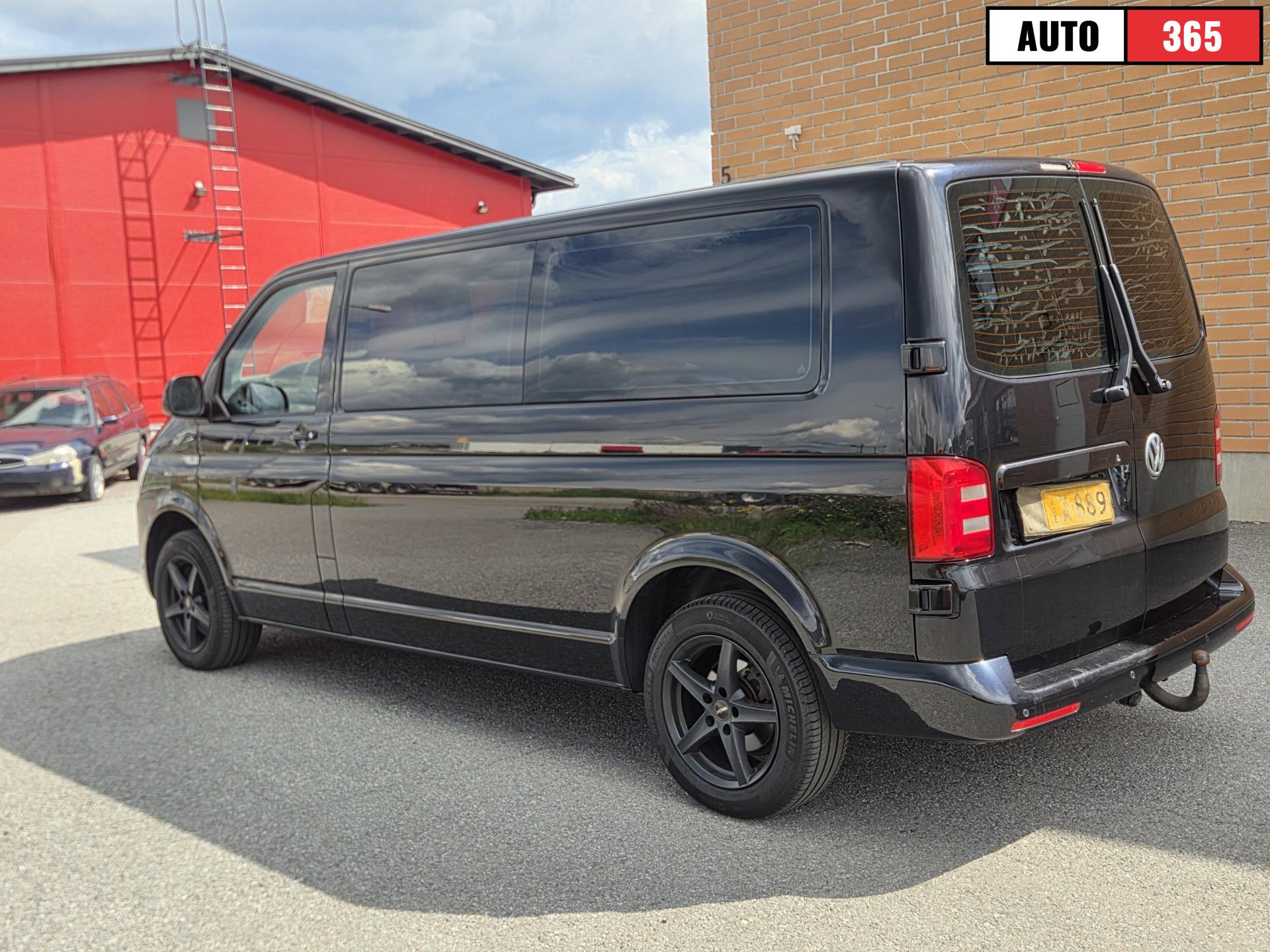 Volkswagen Caravelle - Image 4