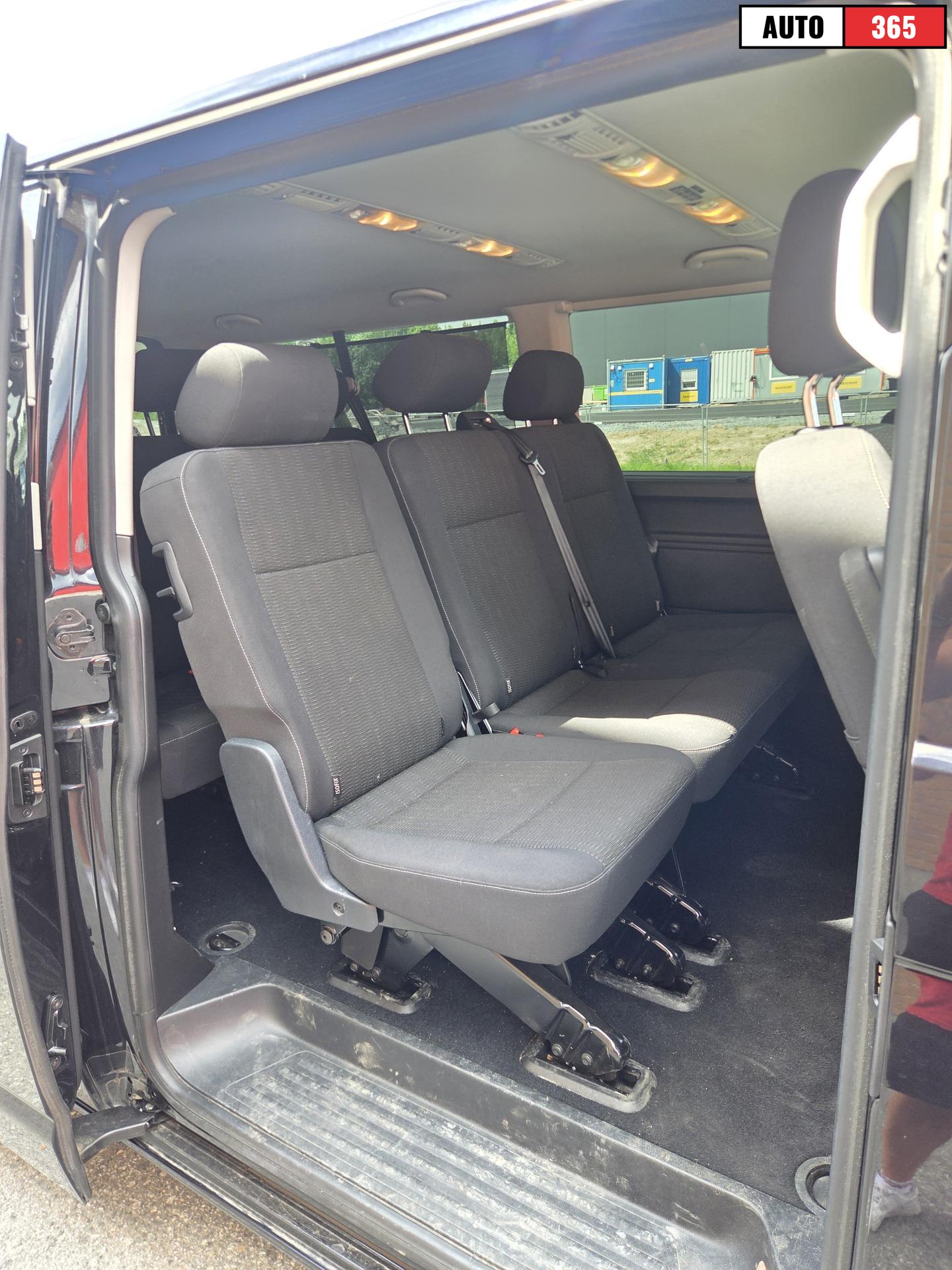 Volkswagen Caravelle - Image 8