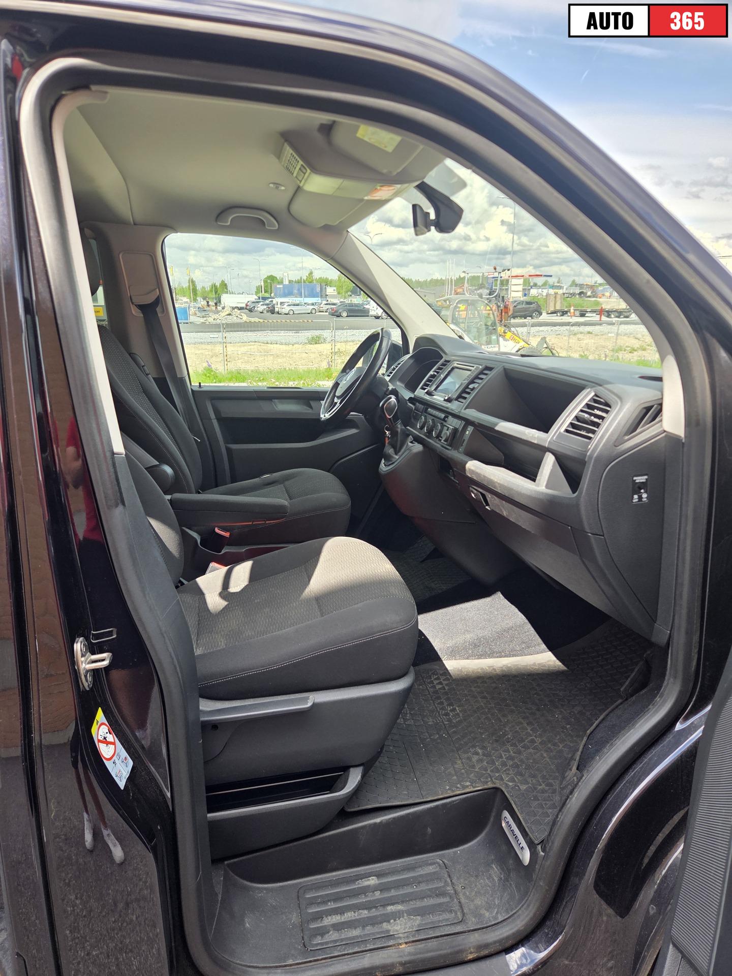Volkswagen Caravelle - Image 10