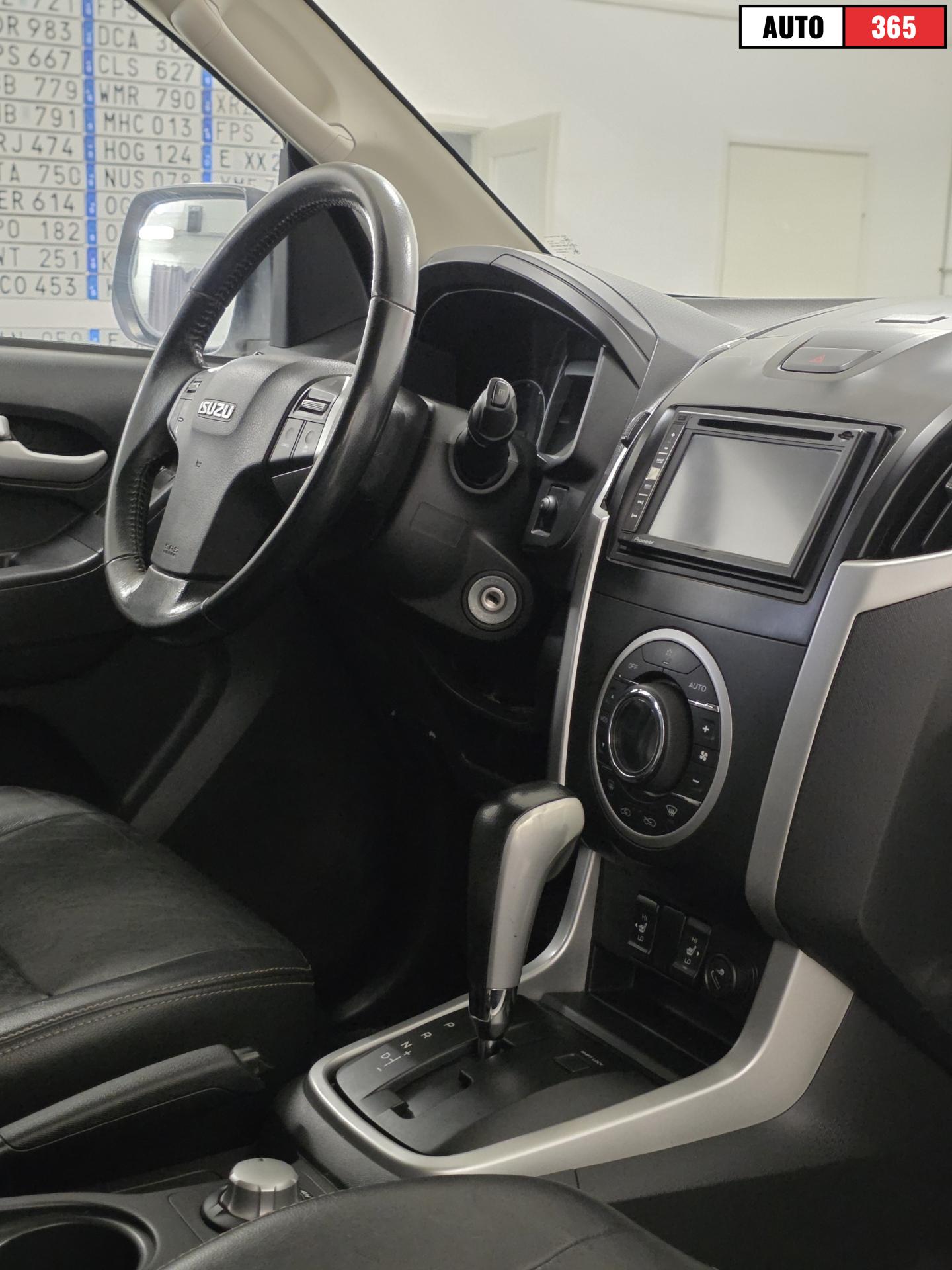 Isuzu D-Max - Image 8