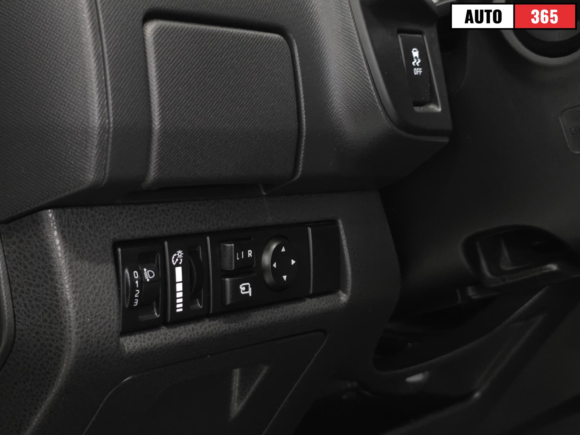 Isuzu D-Max - Image 16