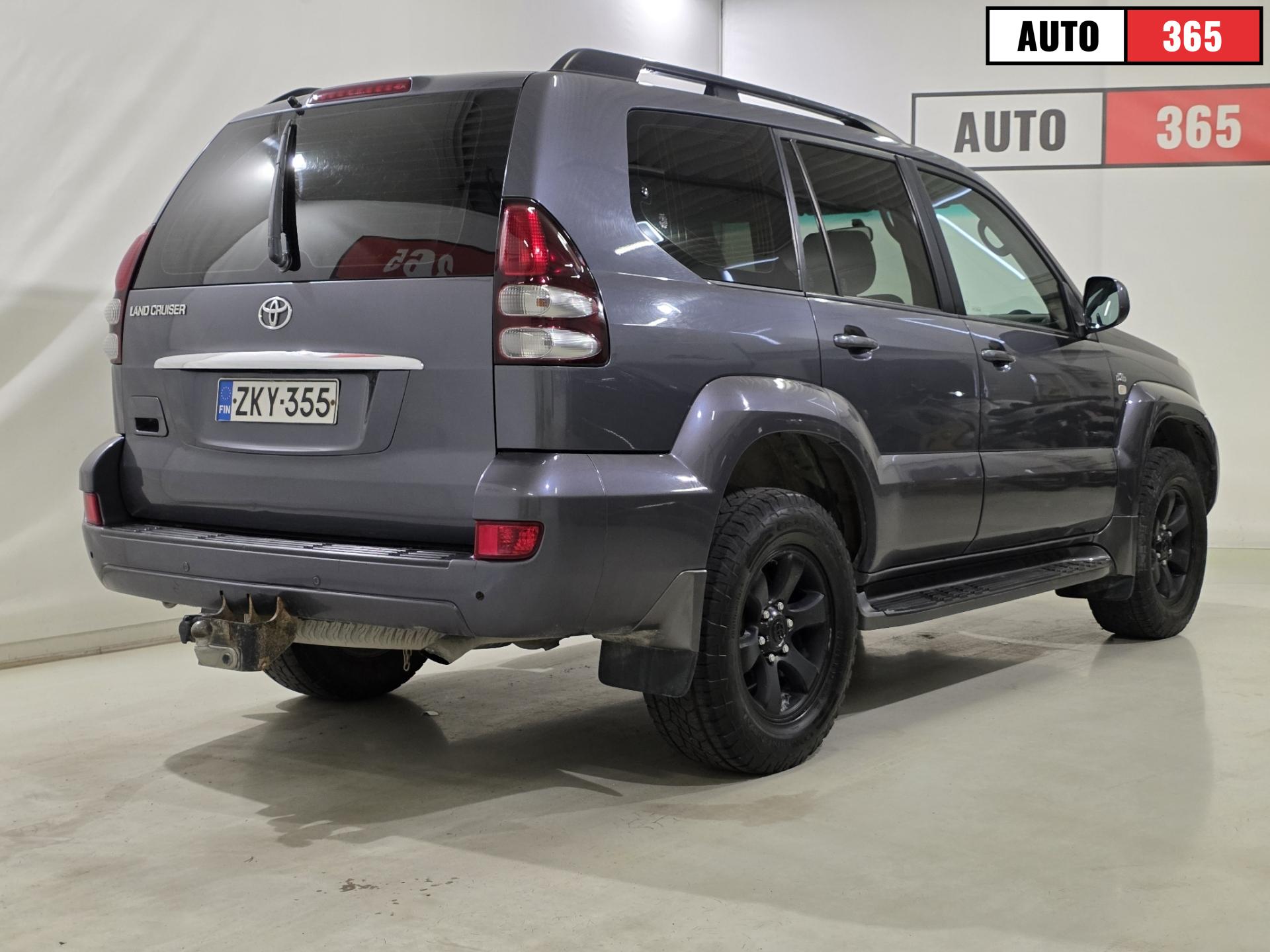 Toyota Land Cruiser - Image 3