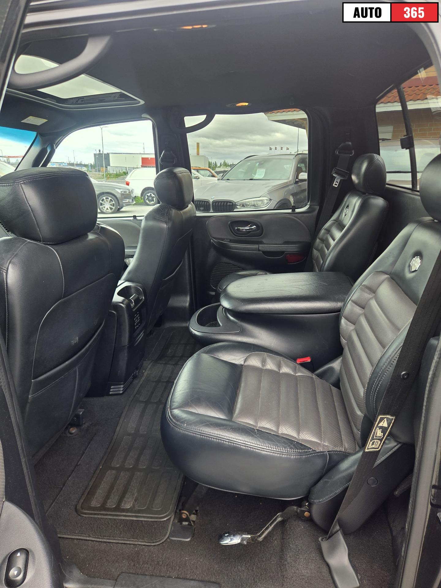 Ford F-150 - Image 9