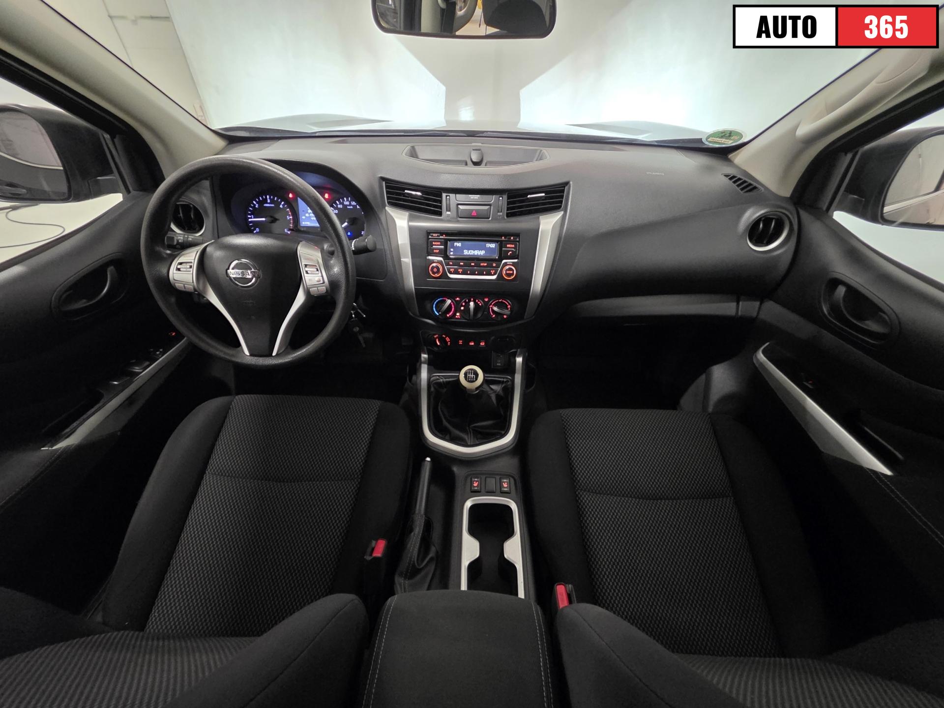 Nissan Navara - Image 9