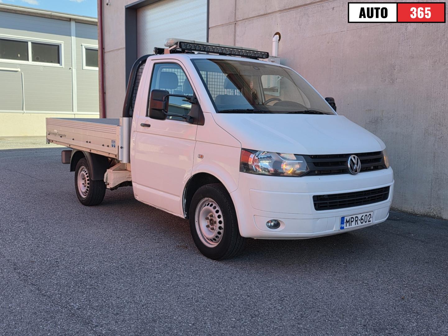 Volkswagen Transporter - Image 4