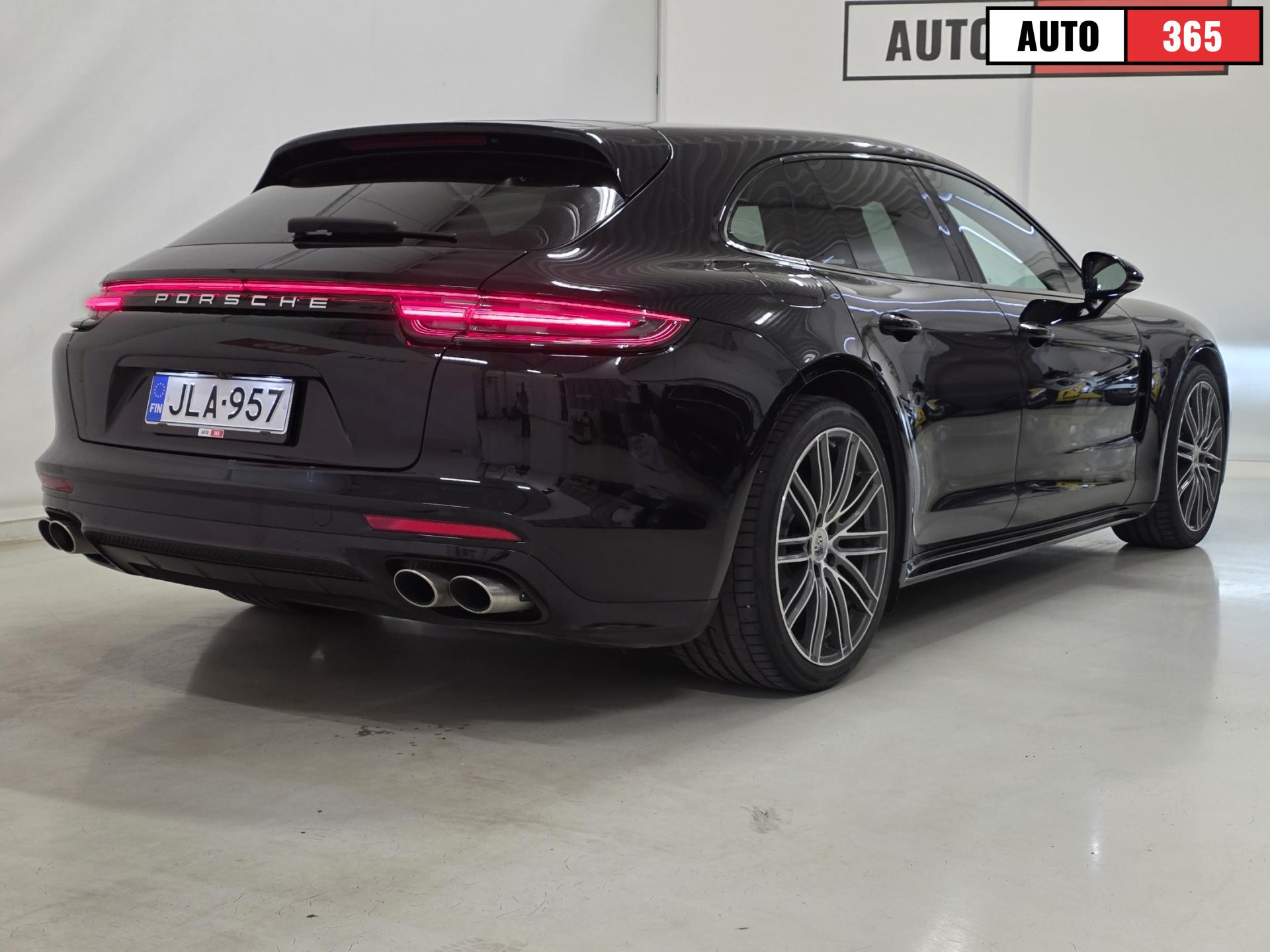 Porsche Panamera - Image 3
