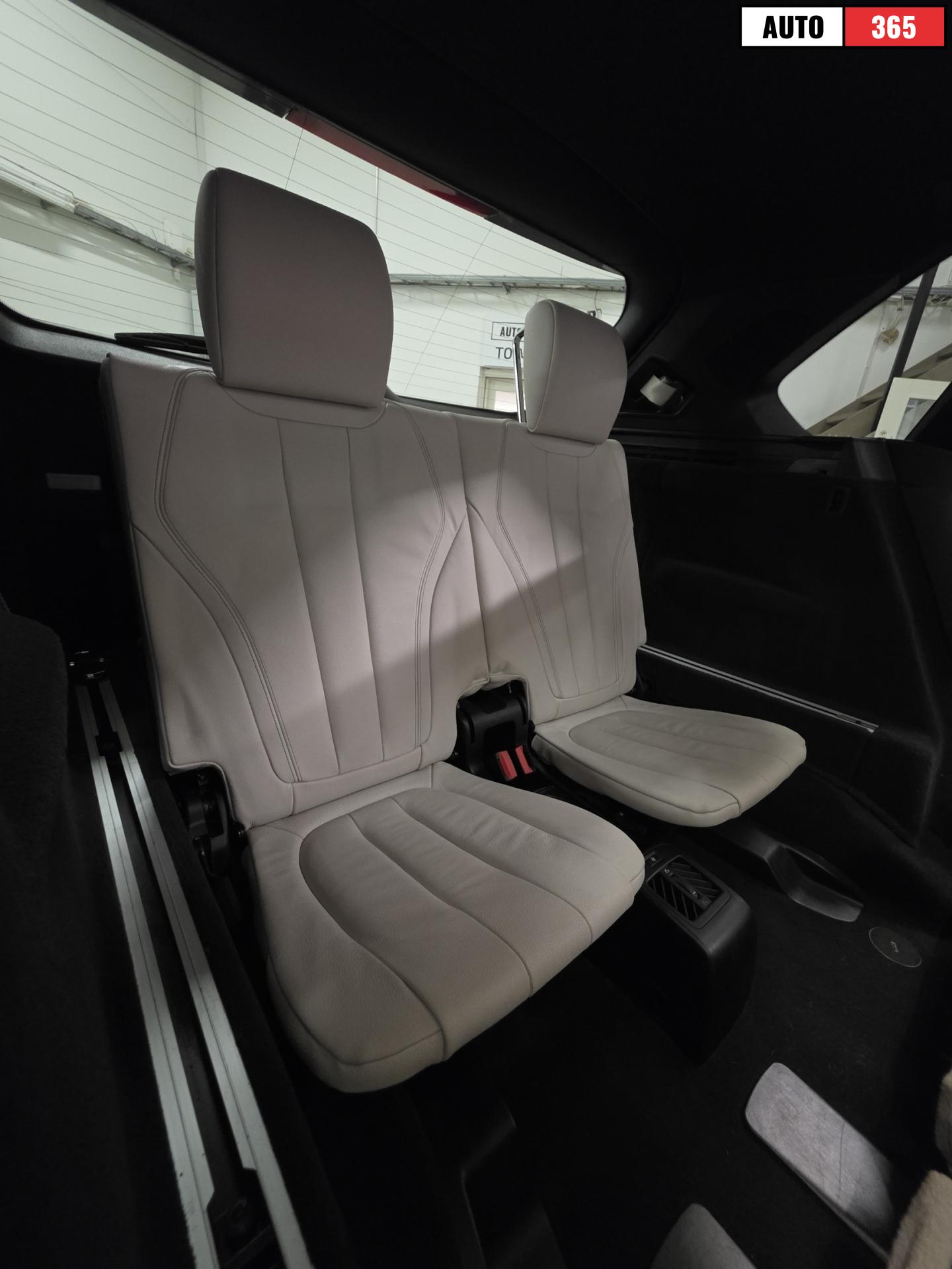 BMW X5 - Image 10