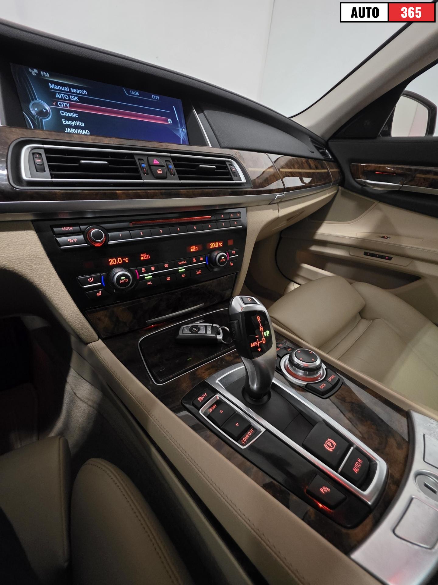 BMW 730 - Image 18