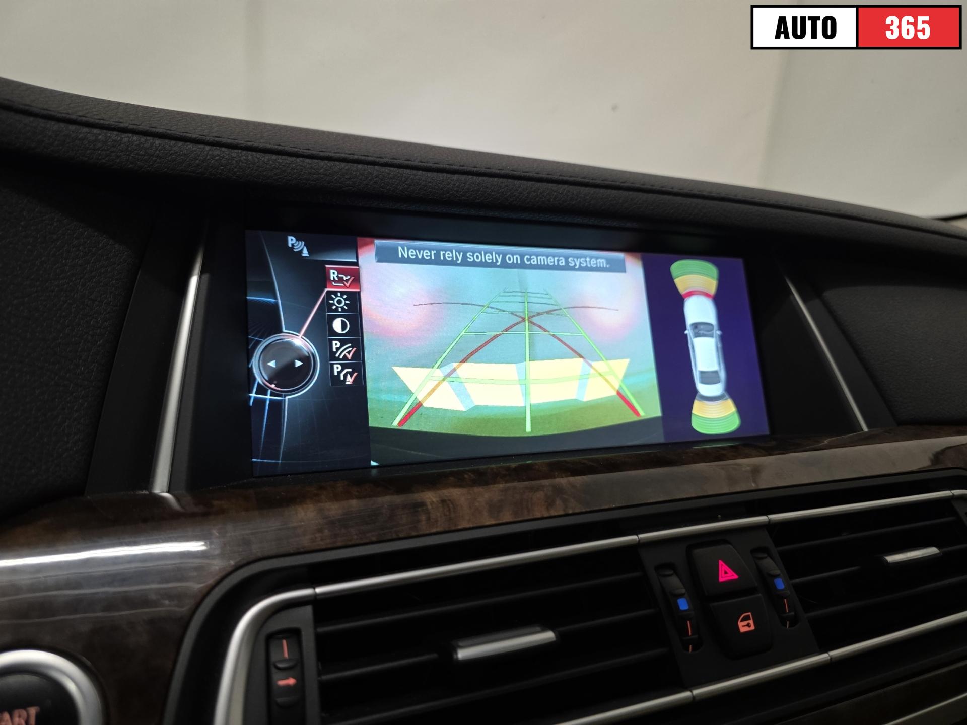 BMW 730 - Image 22