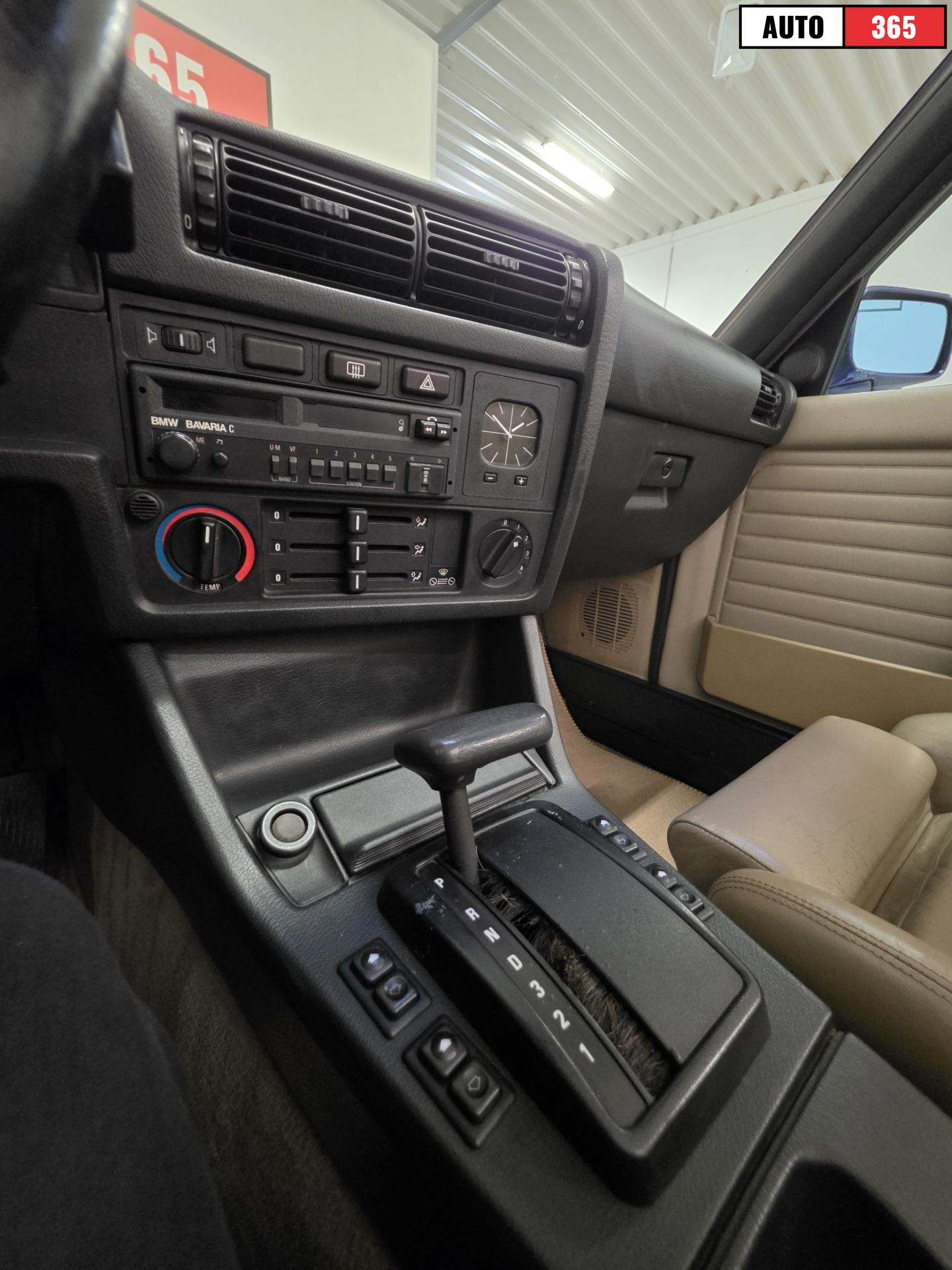 BMW 325 - Image 15