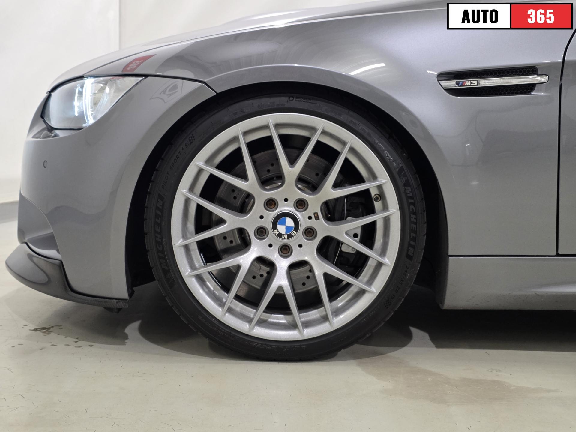 BMW M3 - Image 2